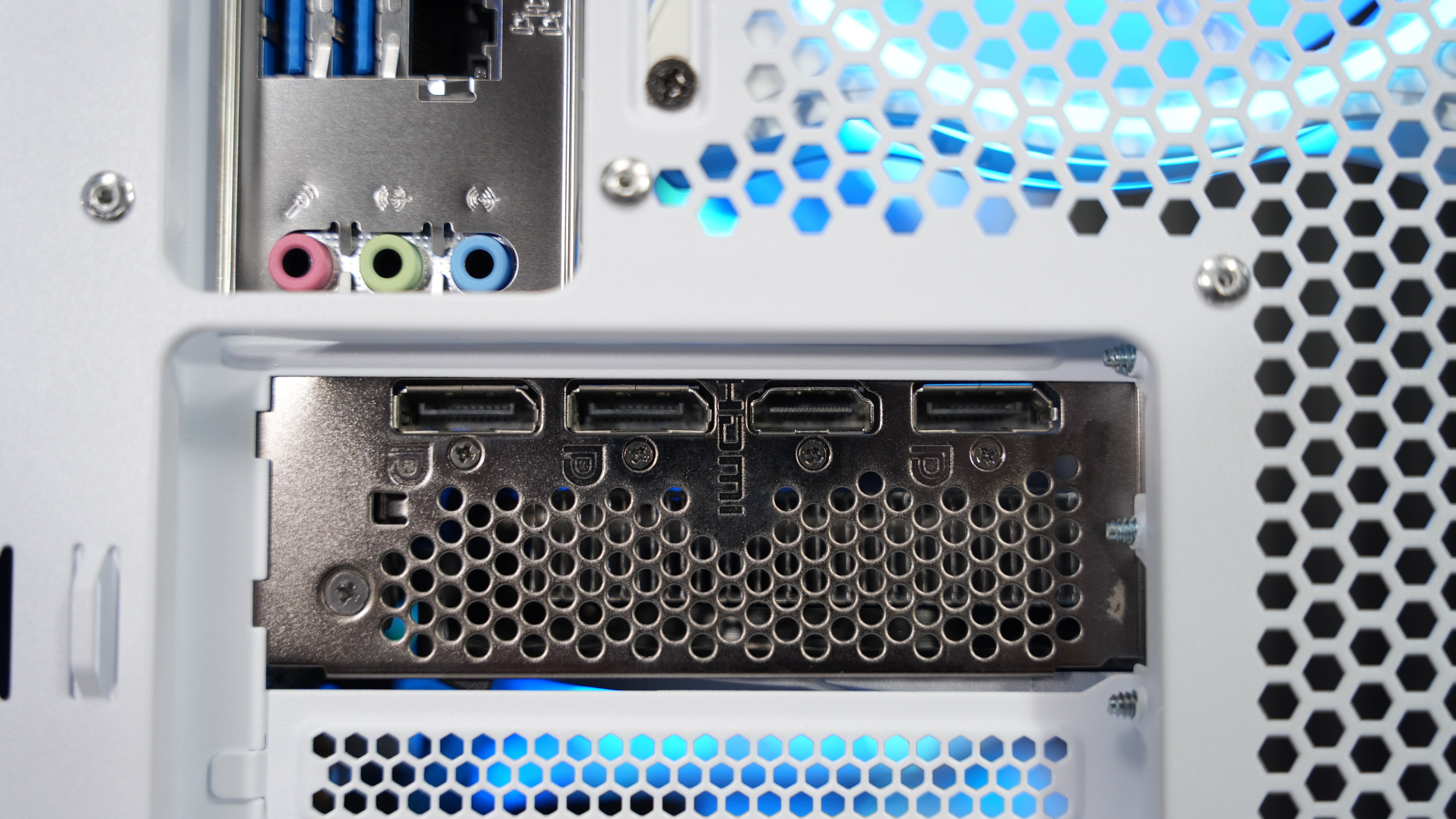 Intel i5 12600KF + RX 6600 Gaming PC