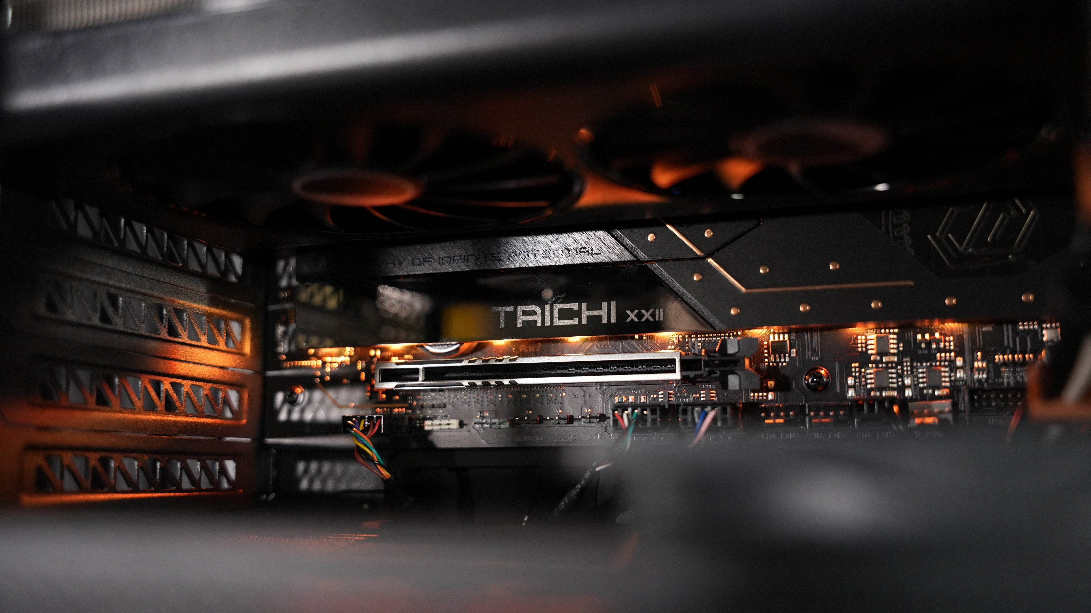 Ryzen 7 9700X + RX 7900GRE Gaming/Streaming PC