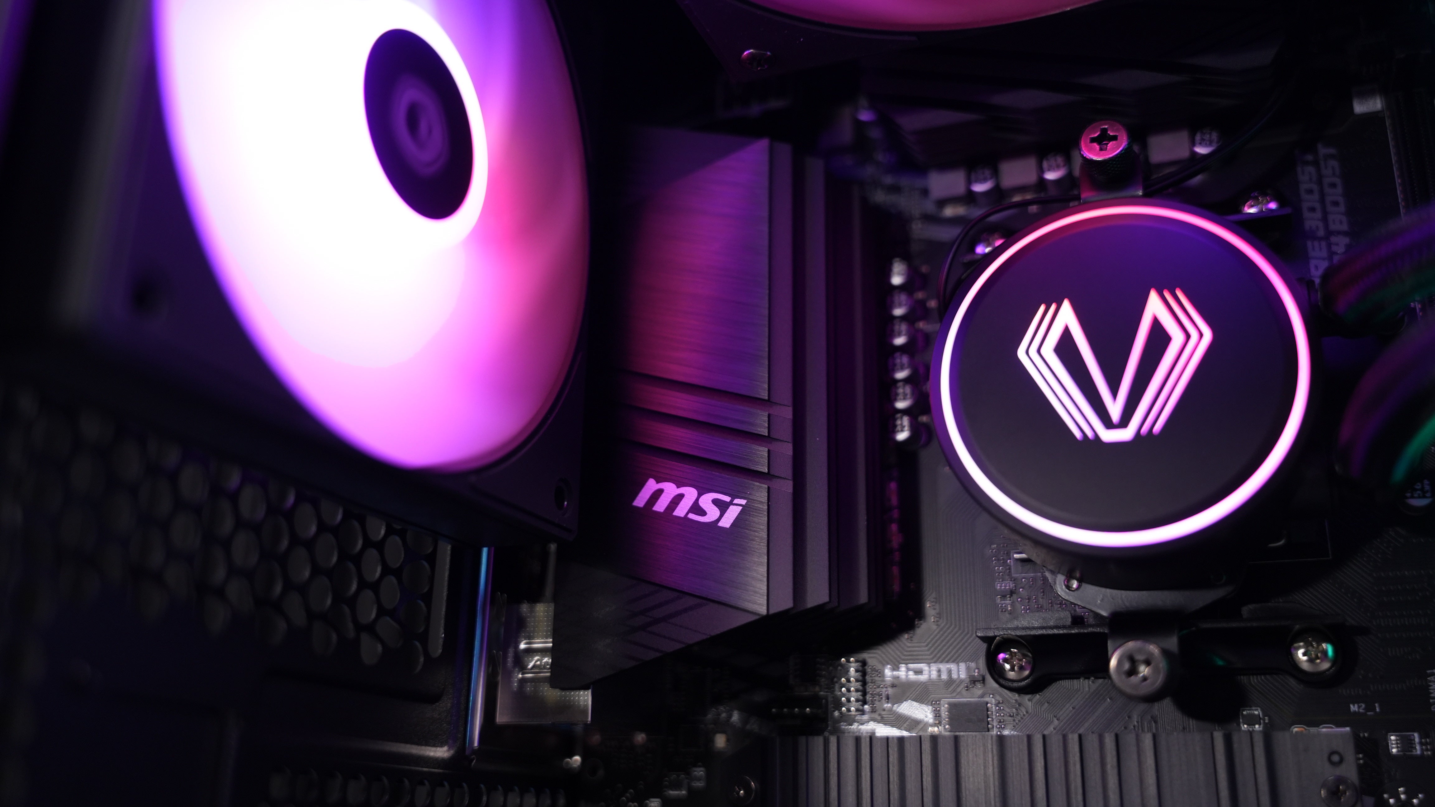 Ryzen 7 5700X + RX 7800XT Gaming/Streaming PC