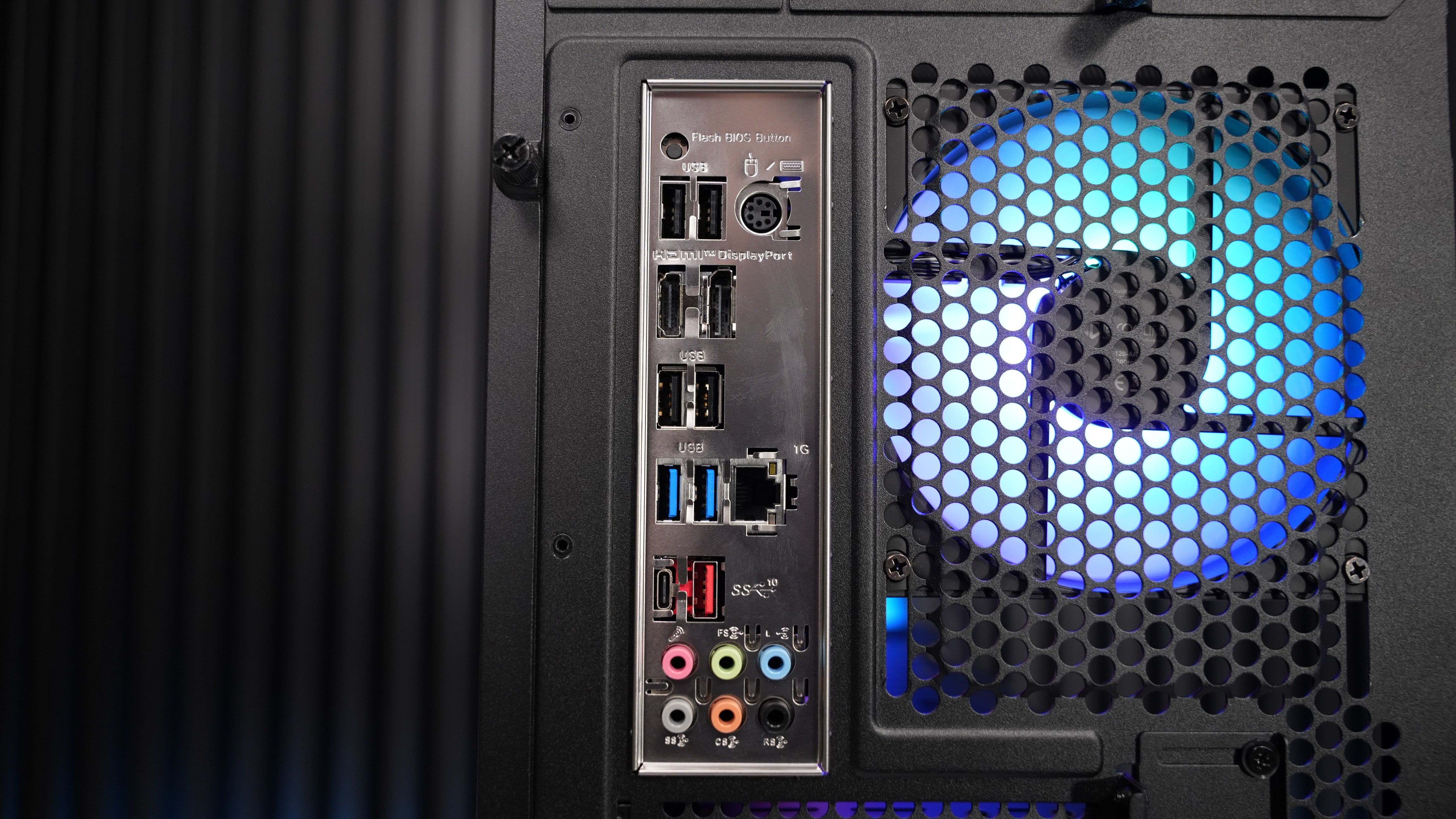 Ryzen 7 5700X + RX 7800XT Gaming/Streaming PC