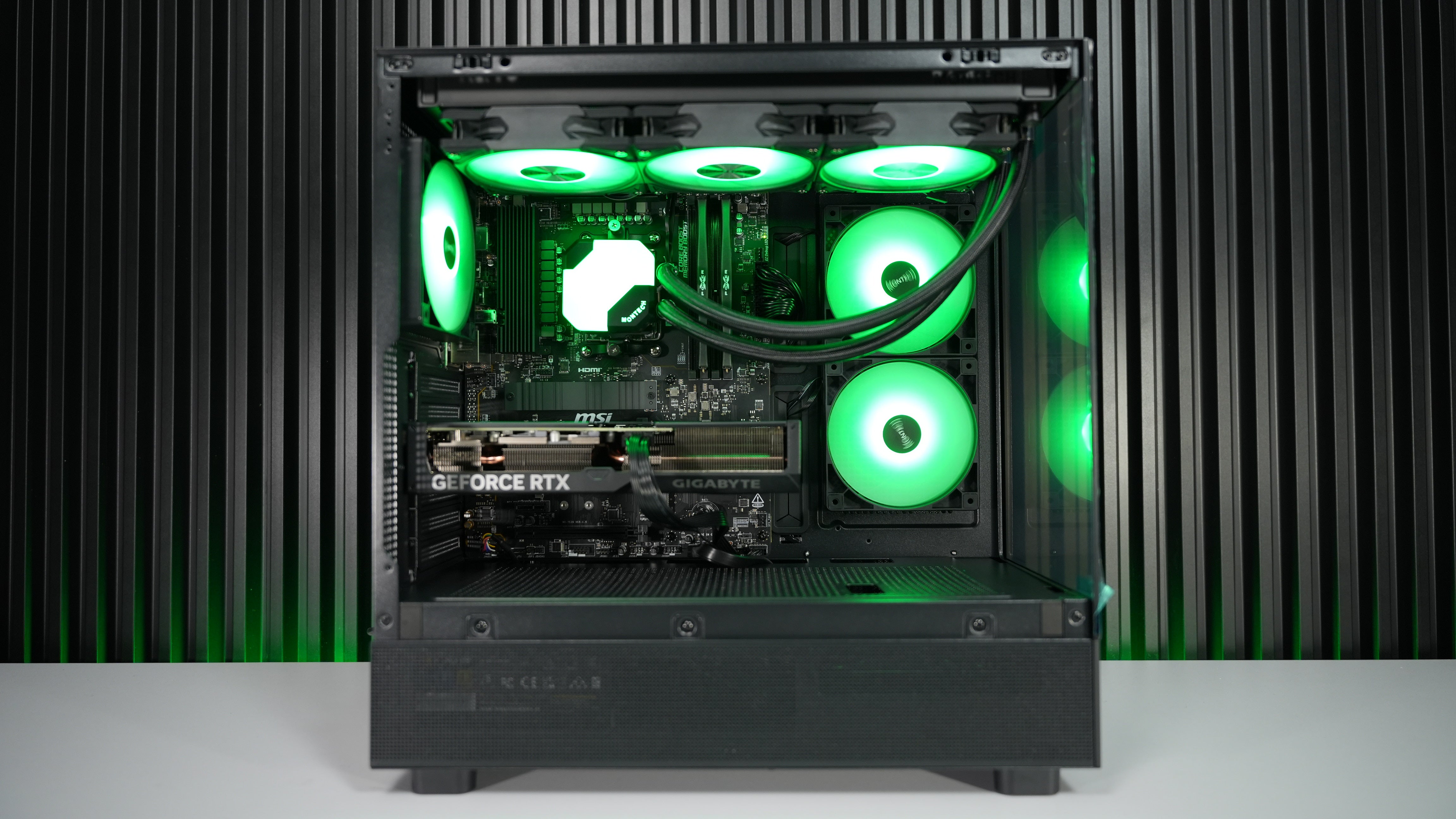 Ryzen 5 7600X + RTX 4070 Super Gaming/Streaming PC