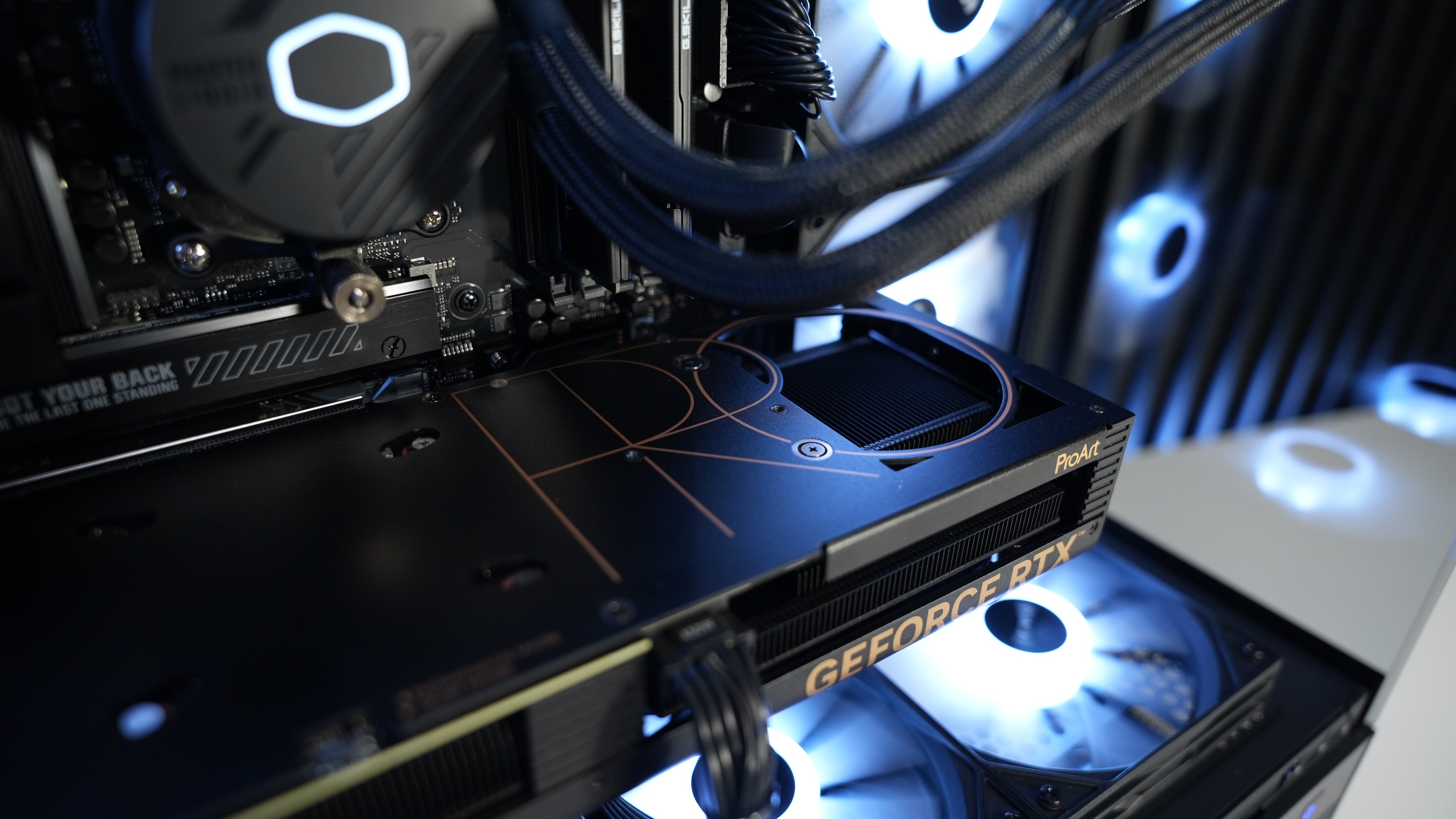Ryzen 5 7600X3D + RTX 4070 Super Gaming/Streaming PC