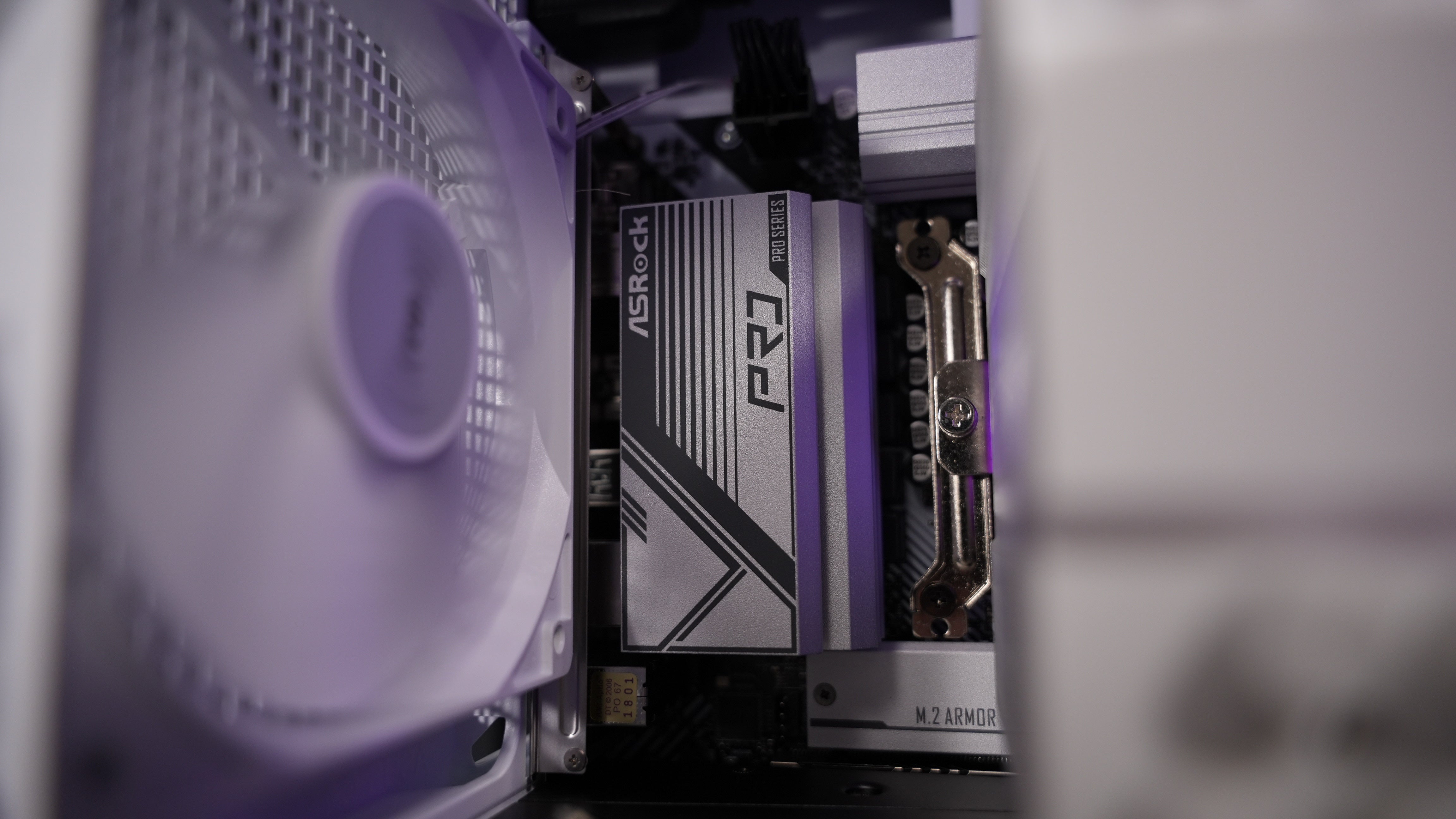 Intel i5 14400F + RX 7600 Gaming PC