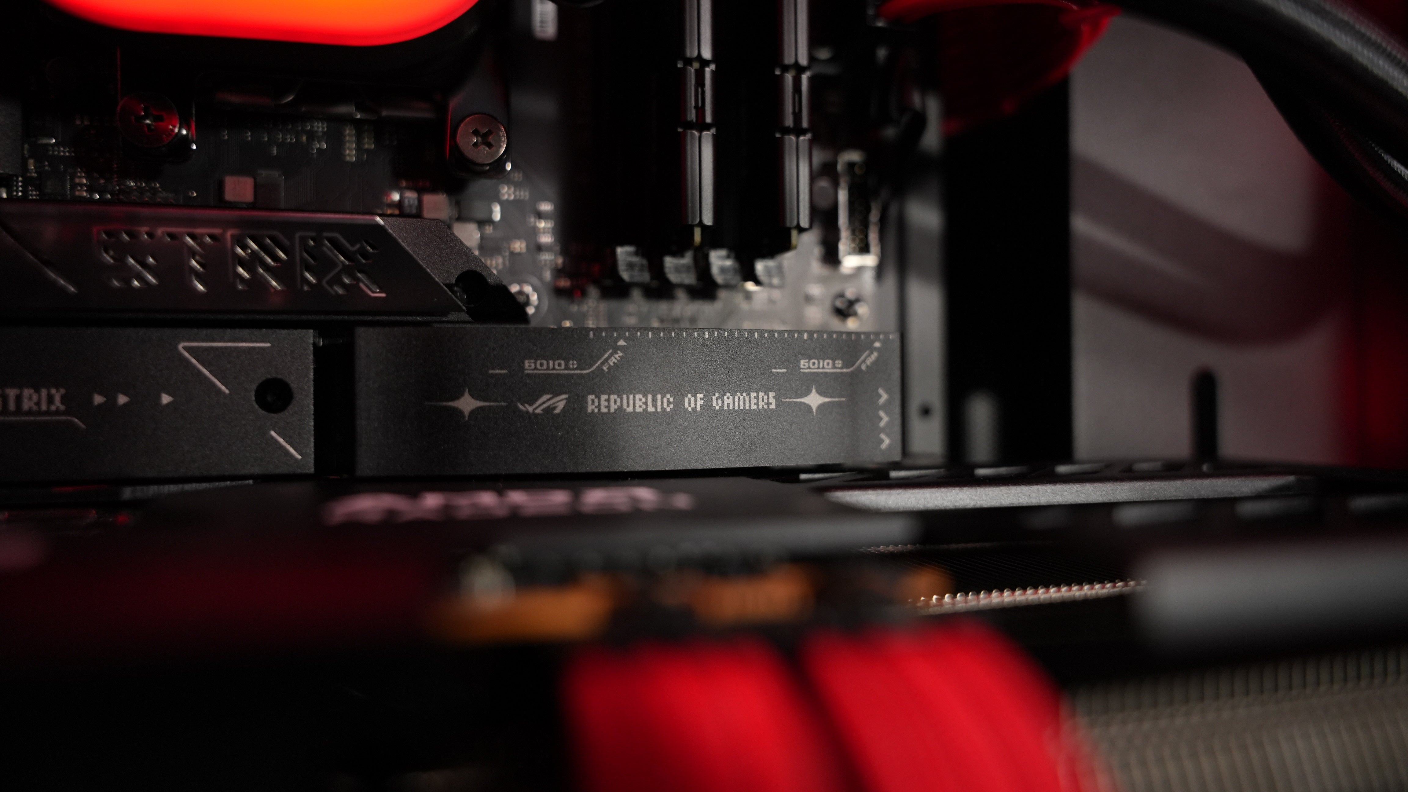 Ryzen 9 9950X3D + RX 9070XT Gaming/Streaming PC