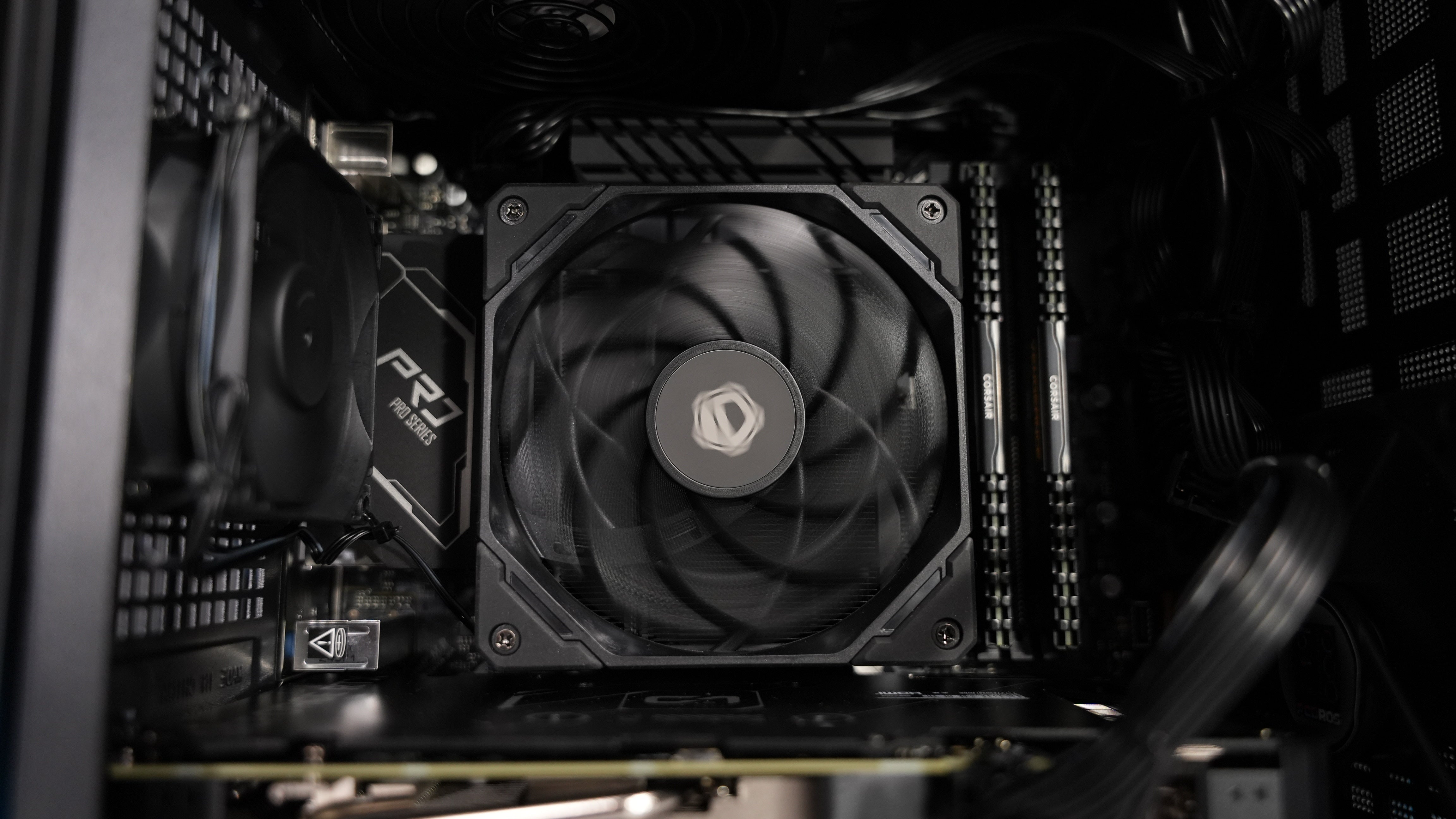 Intel i5 12400F + RTX 4060 Gaming PC
