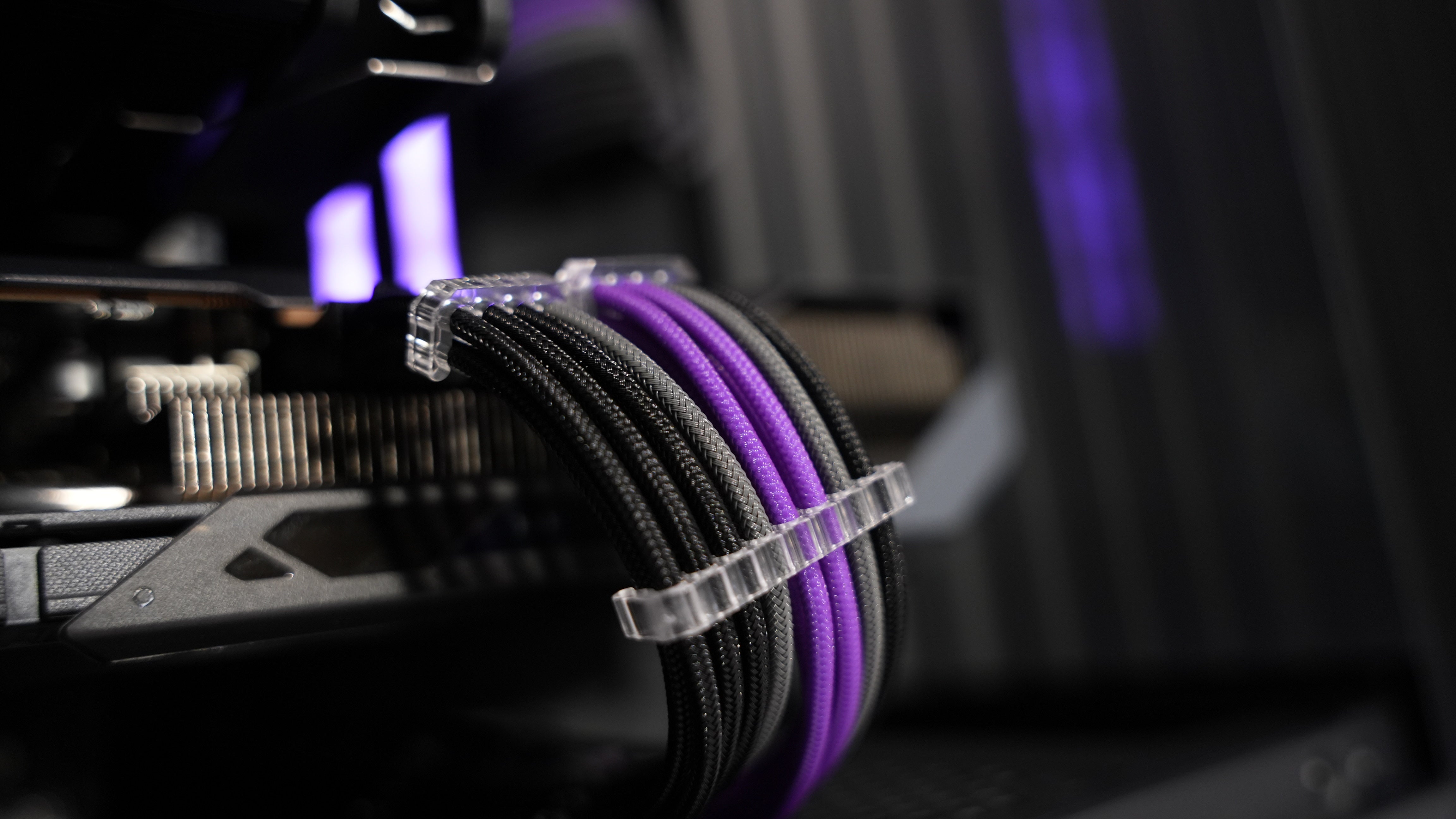 Ryzen 5 9600X + RX 9070 Gaming/Streaming PC