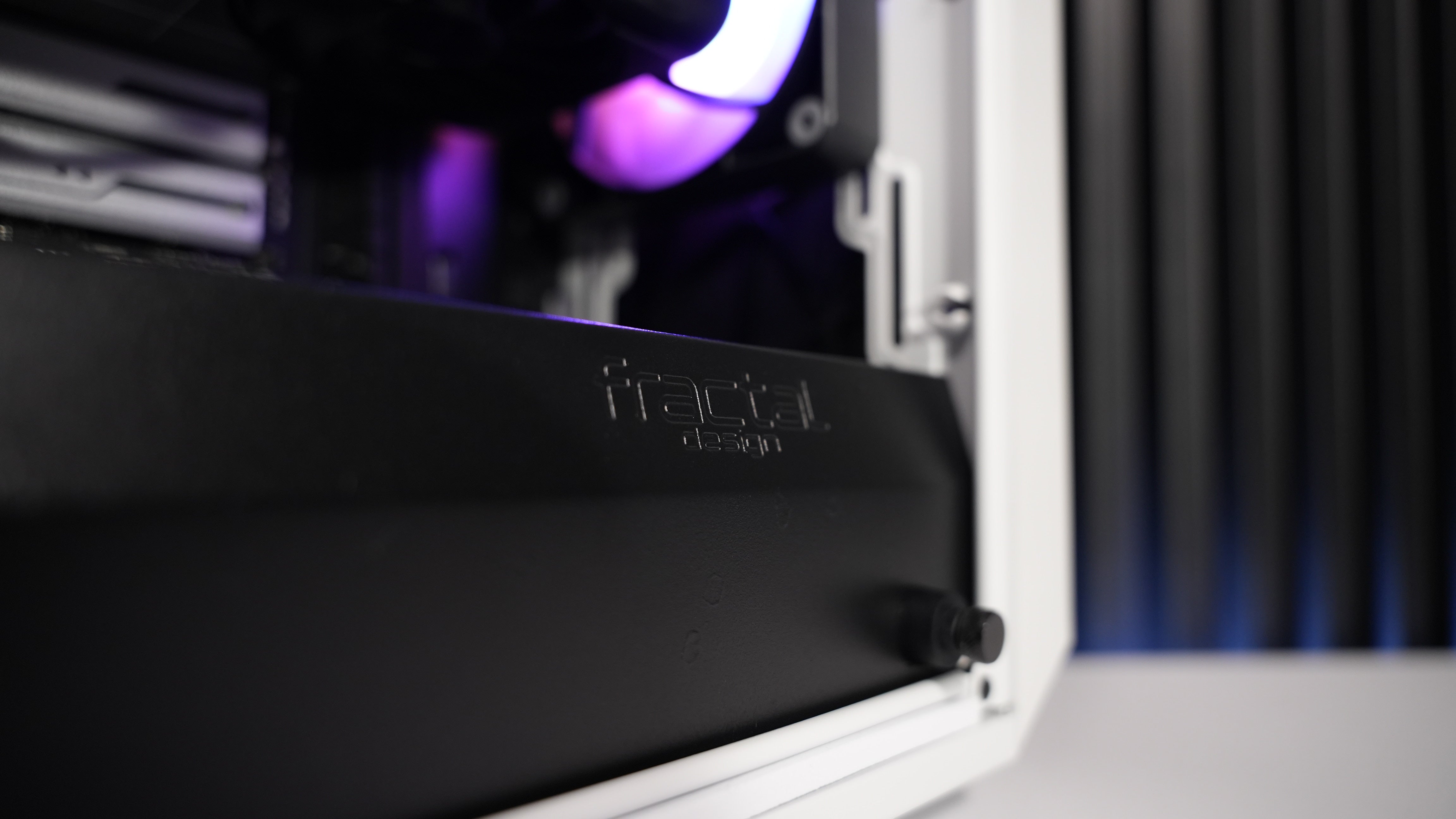 Ryzen 5 7600X + RTX 5070 Gaming/Streaming PC