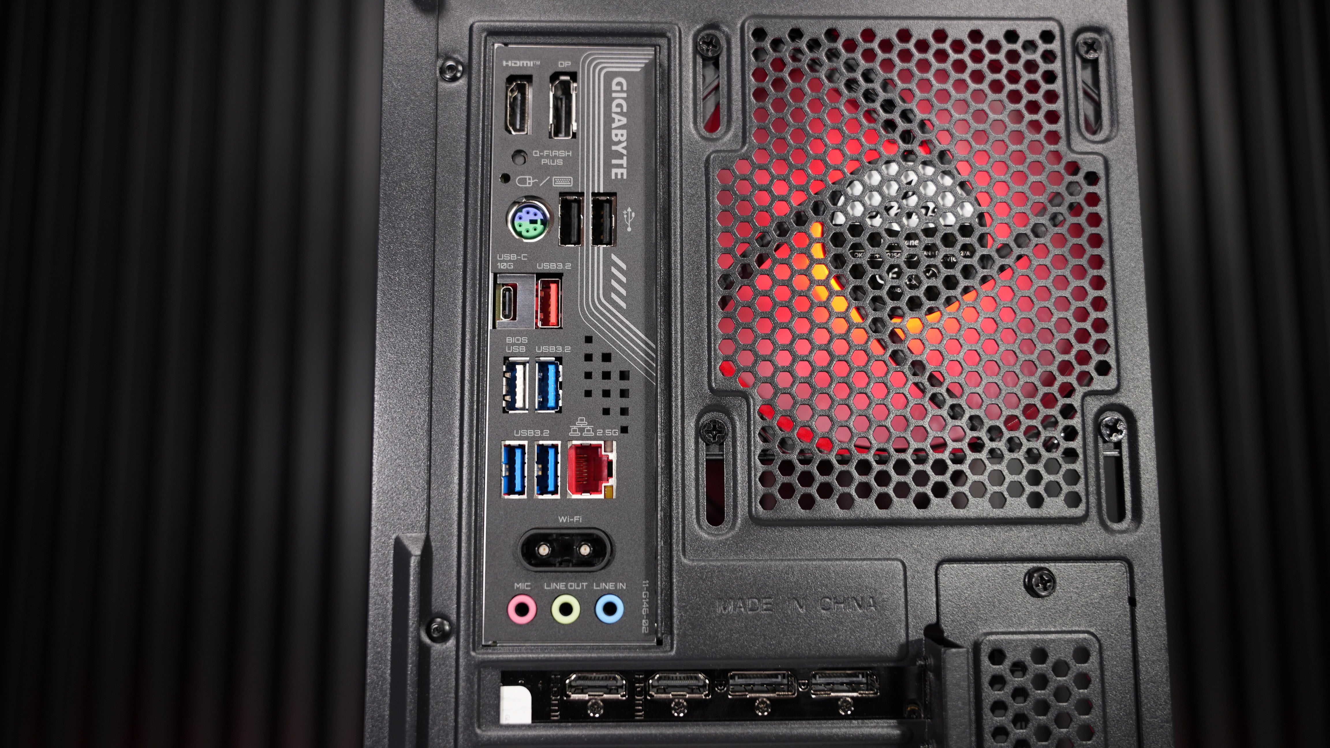 Ryzen 5 9600X + RX 9070 Gaming/Streaming PC