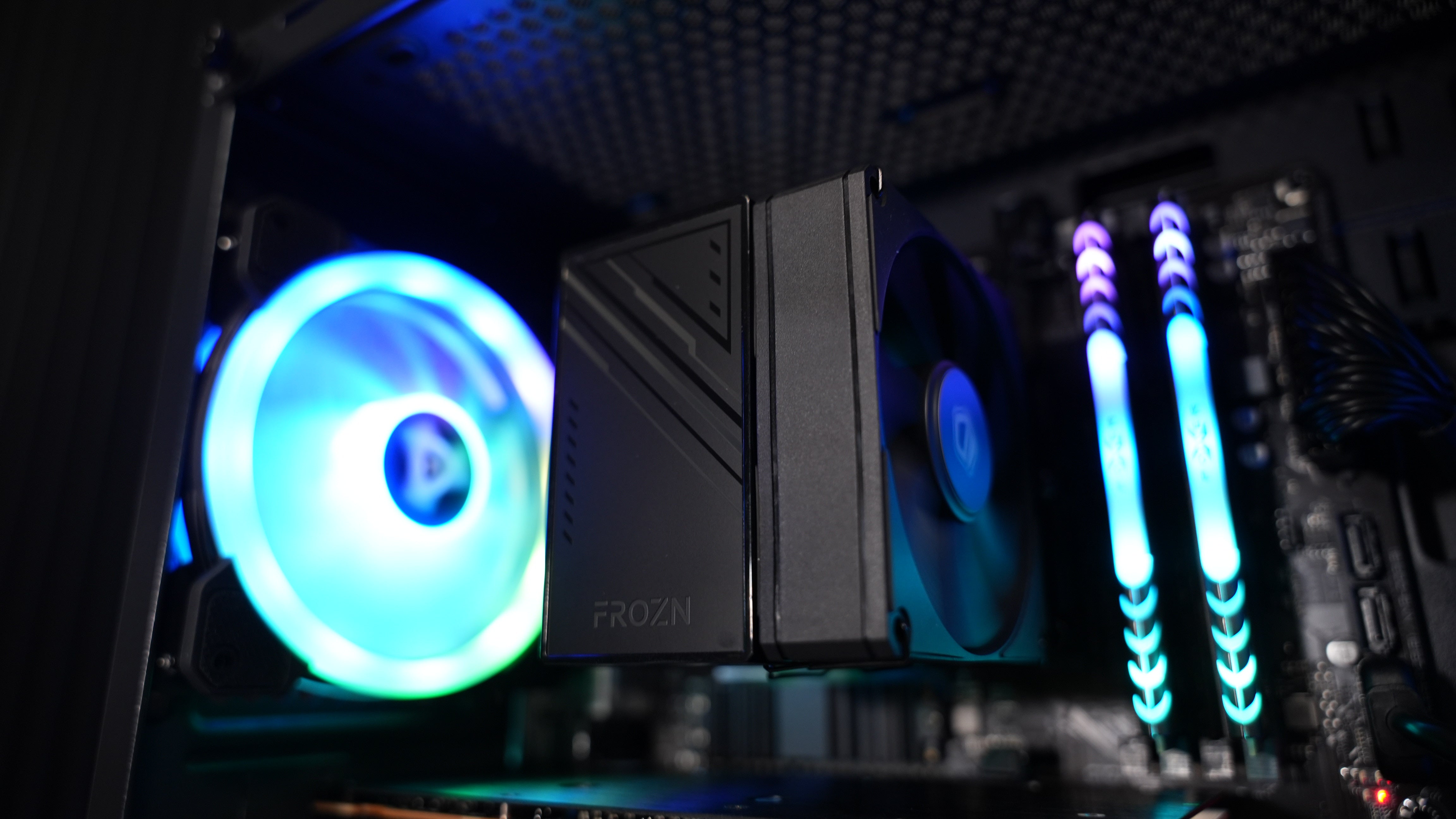 Intel i5 12400F + RX 7600 Gaming PC