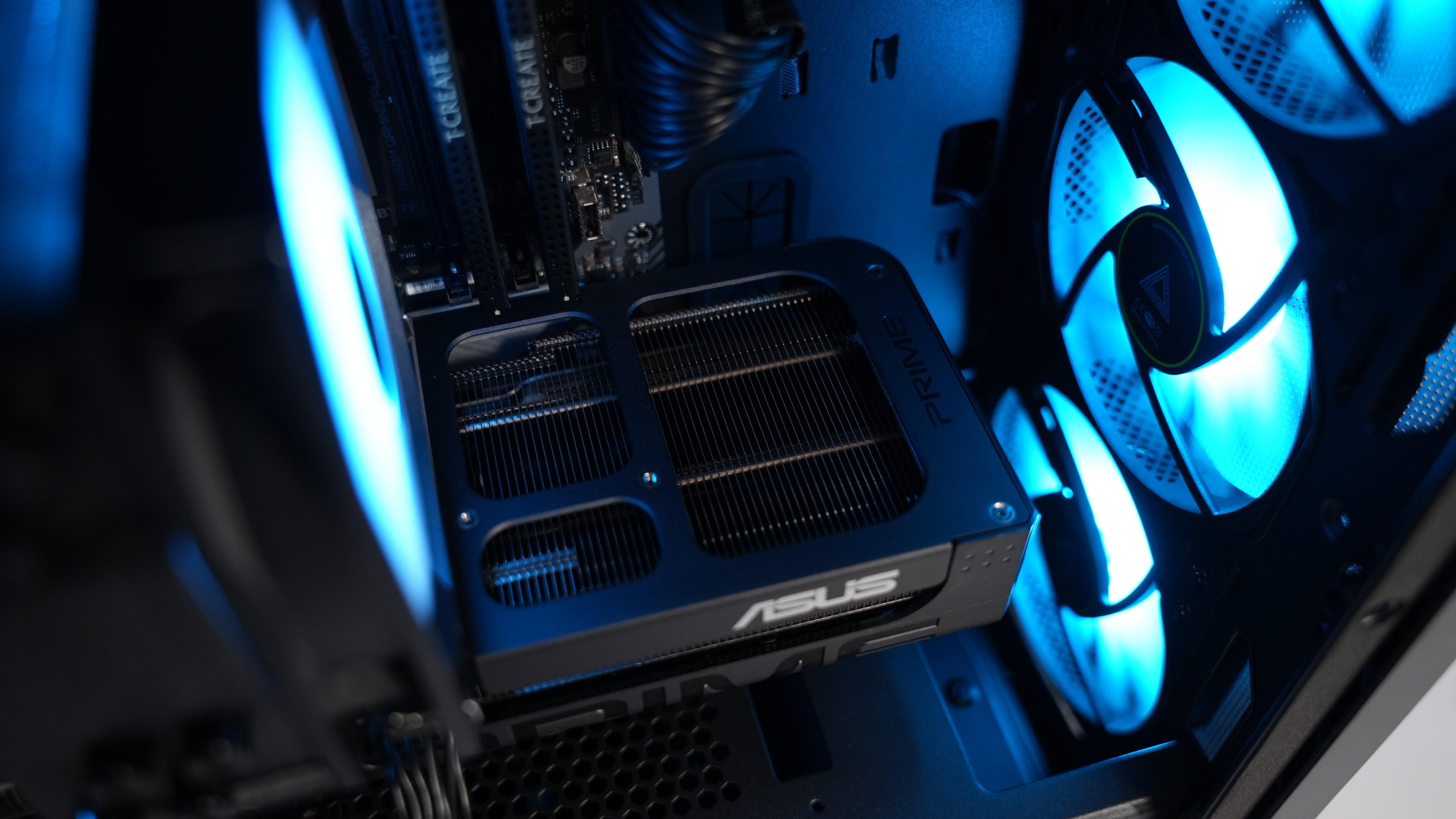 Ryzen 5 7600 + RTX 5060 Ti Gaming/Streaming PC