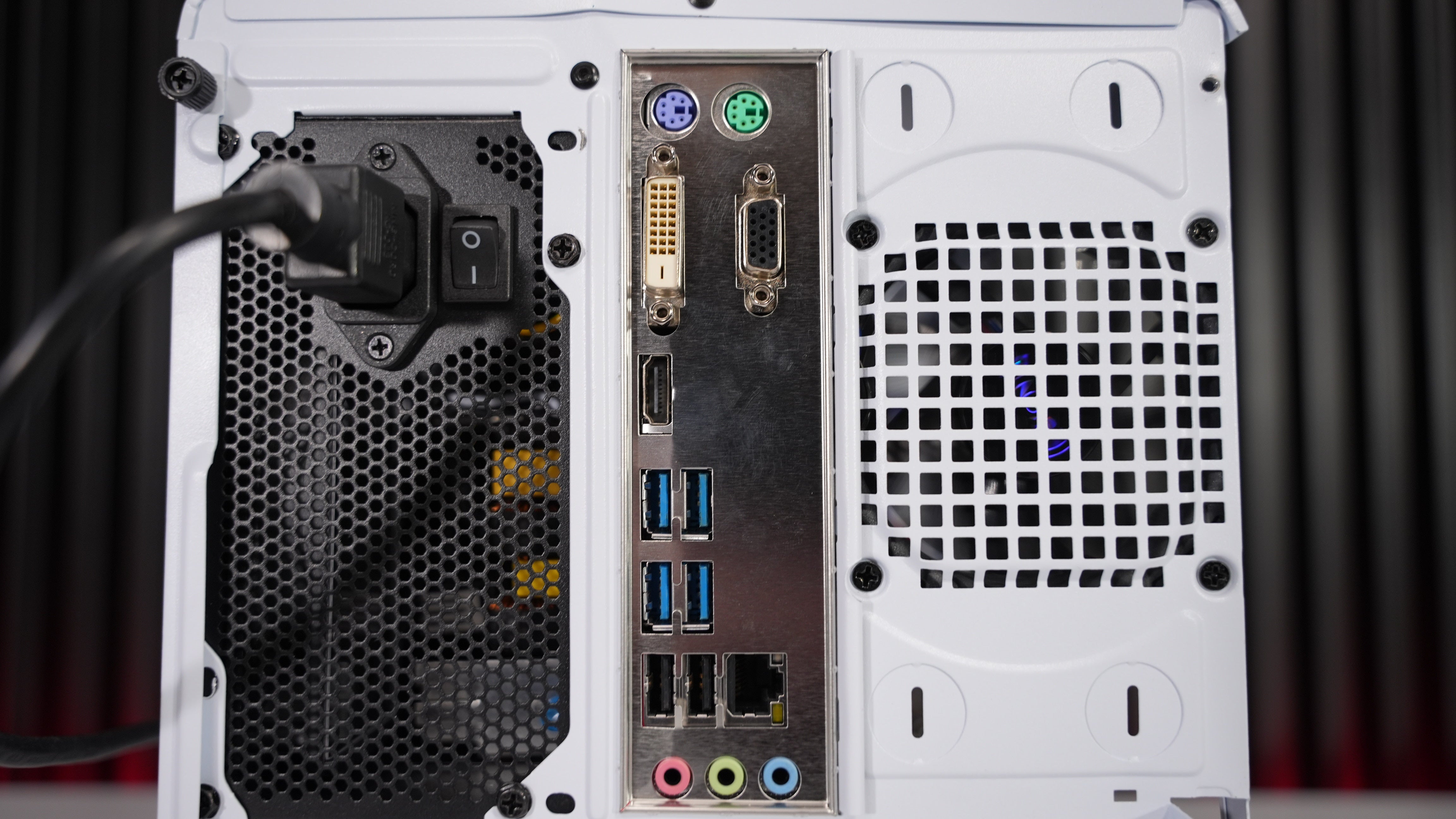 Ryzen 3 3200G + GTX 1060 Budget Gaming PC