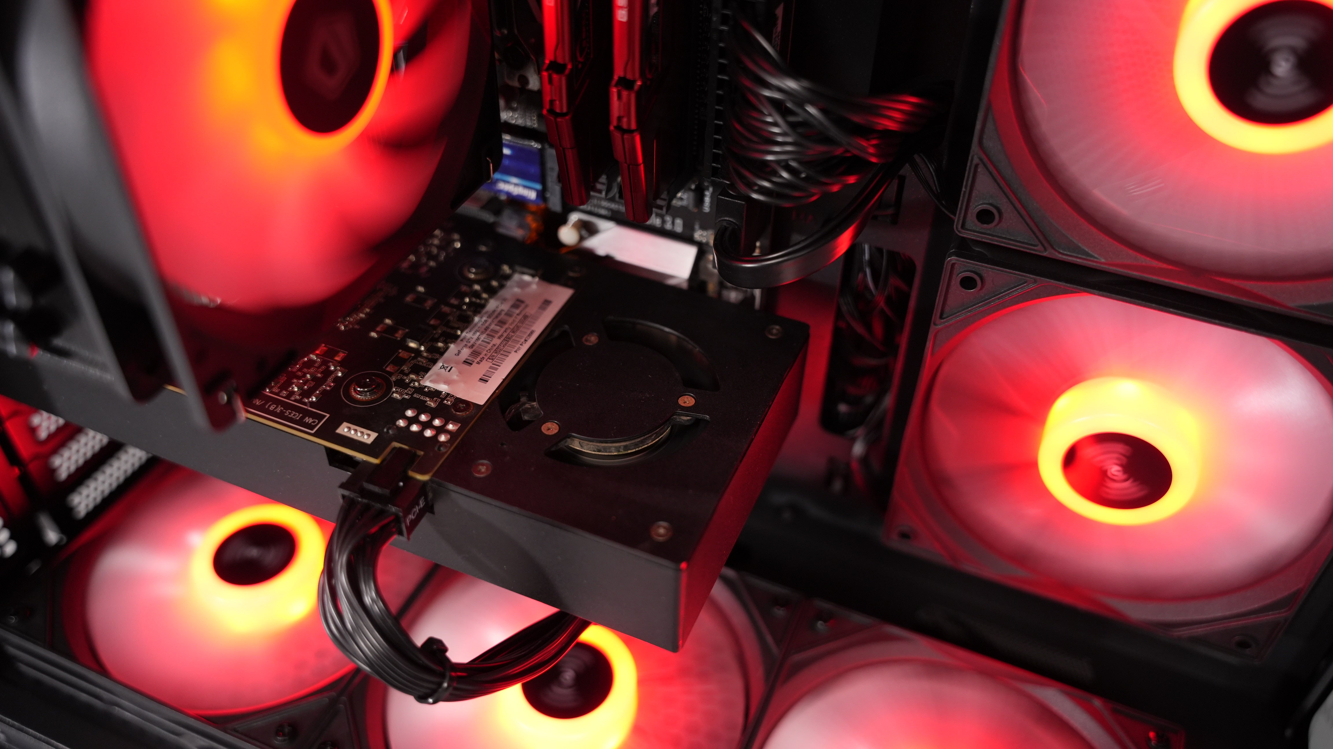Intel i7 6700 + GTX 1660 Ti Gaming PC