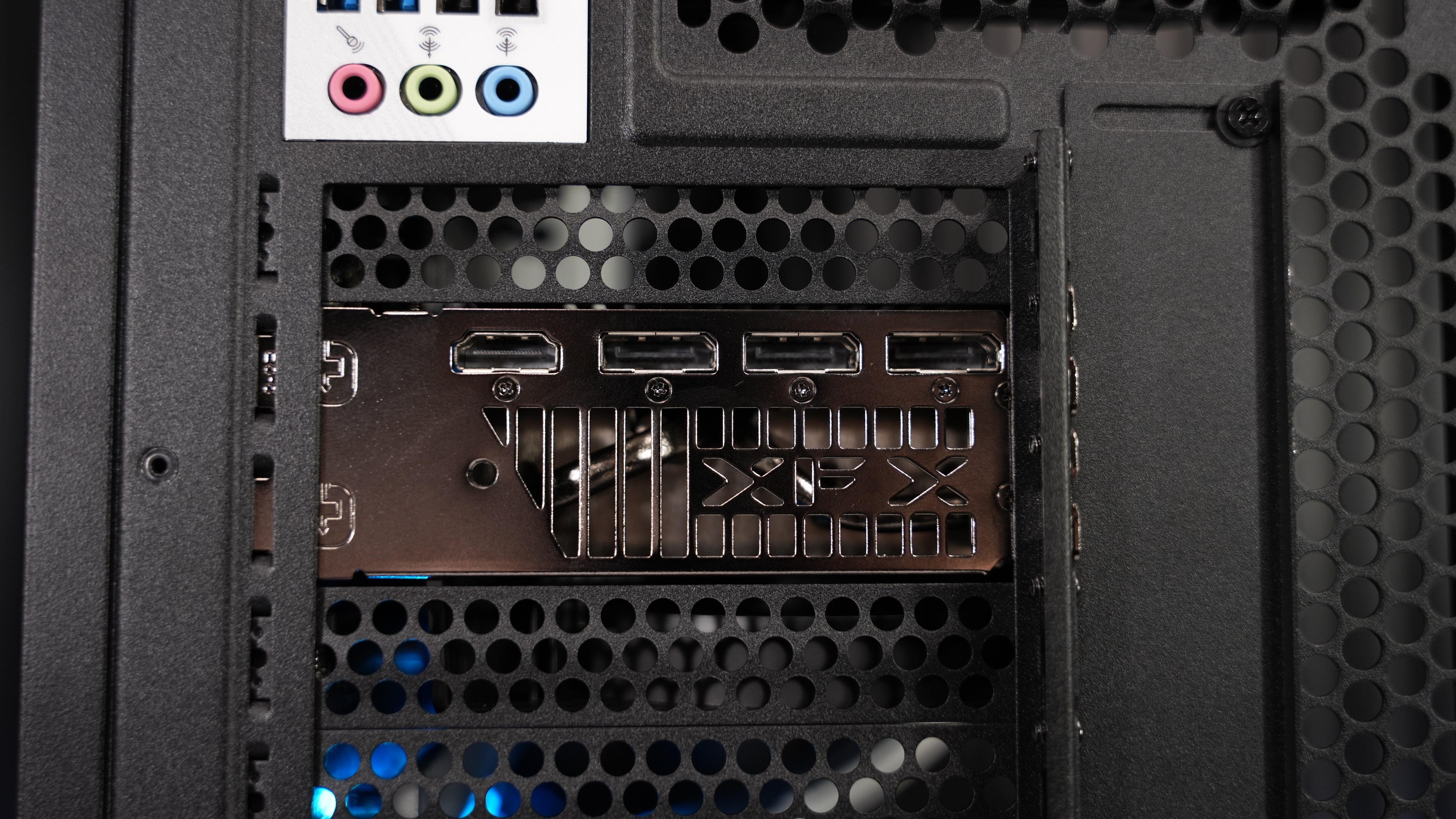 Ryzen 7 7700X + RX 9070 Gaming/Streaming PC
