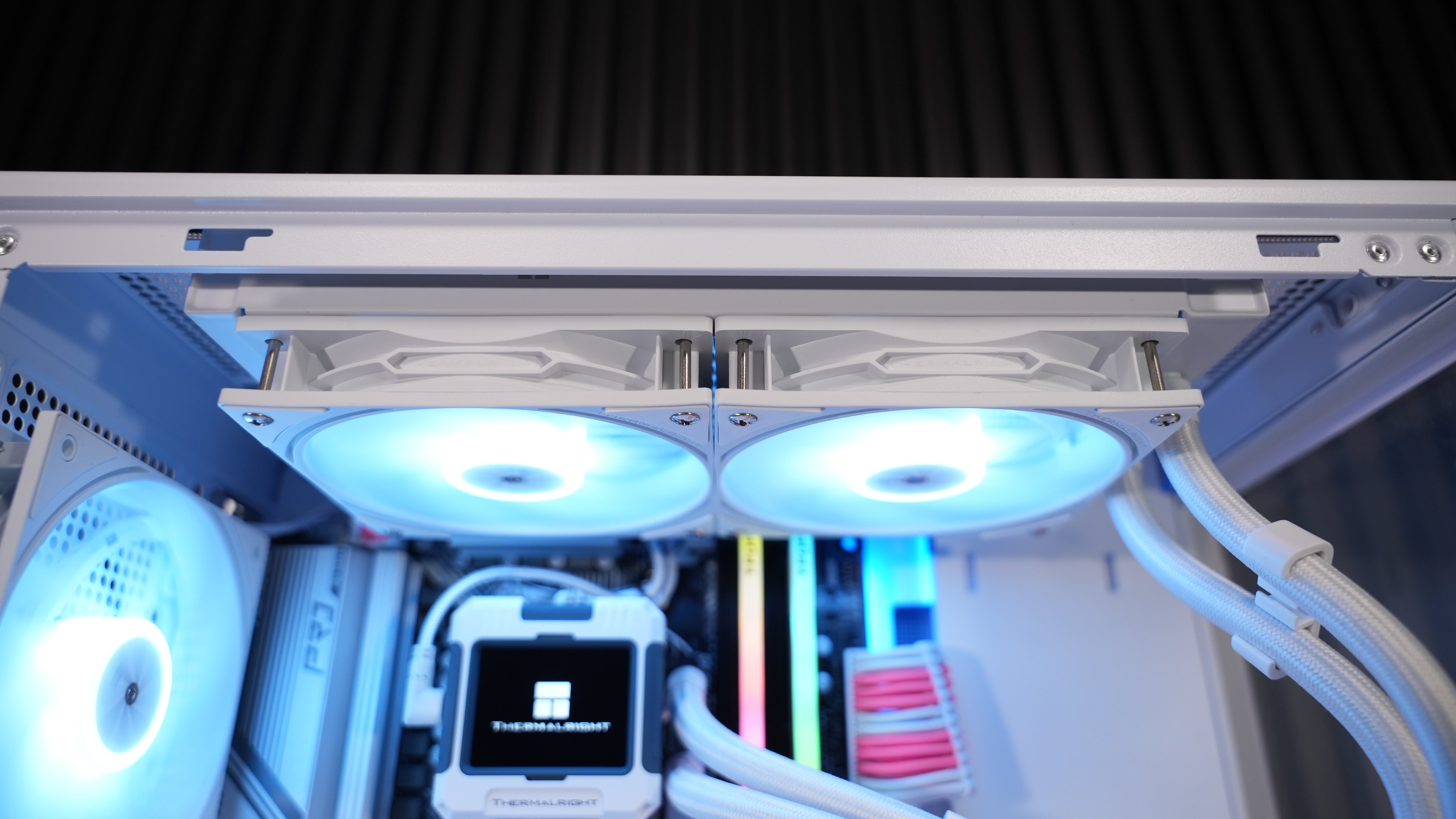 Ryzen 5 9600X + RX 7800XT Gaming/Streaming PC