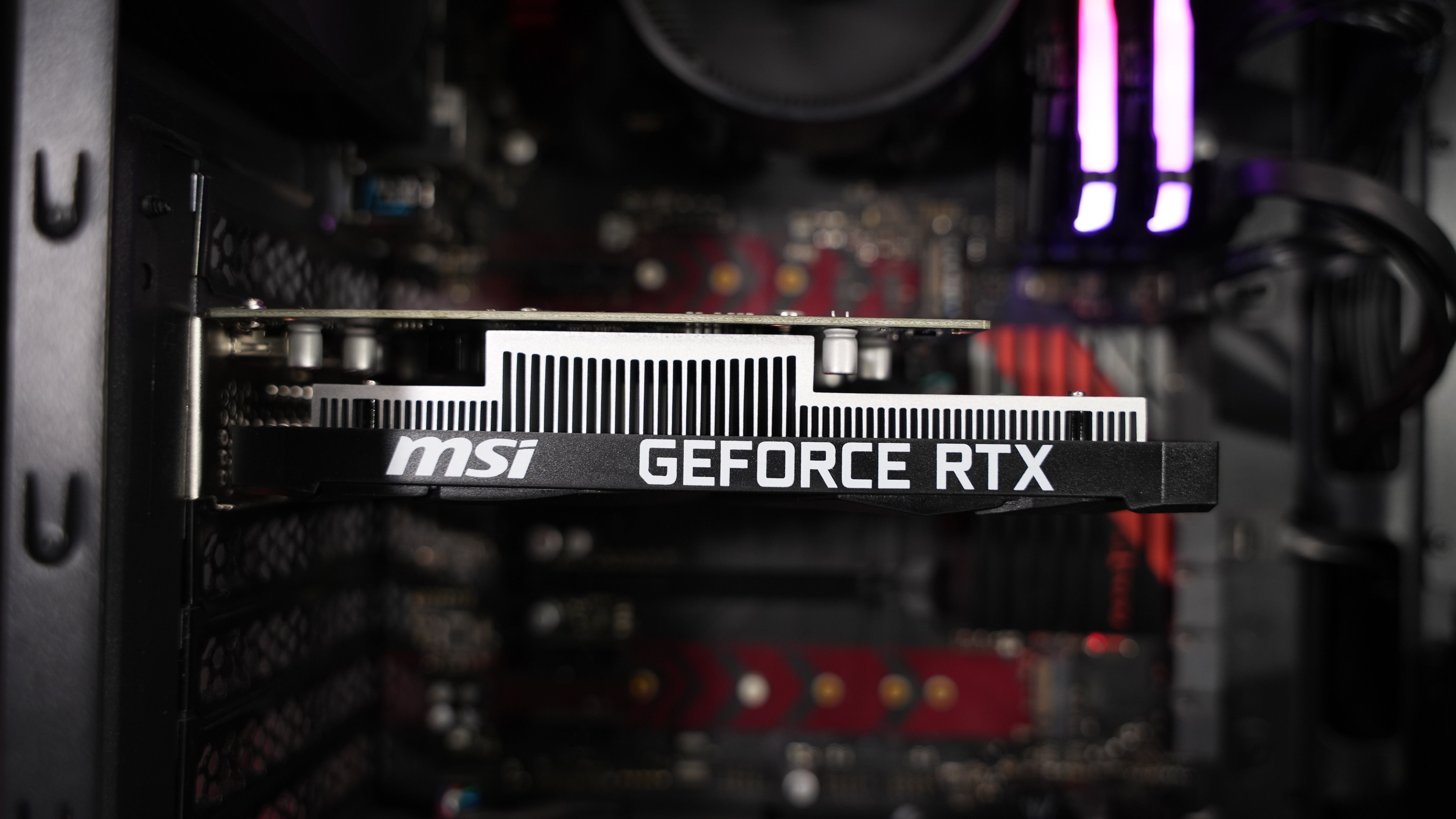 Ryzen 5 2400G + RTX 3050 6GB Gaming PC
