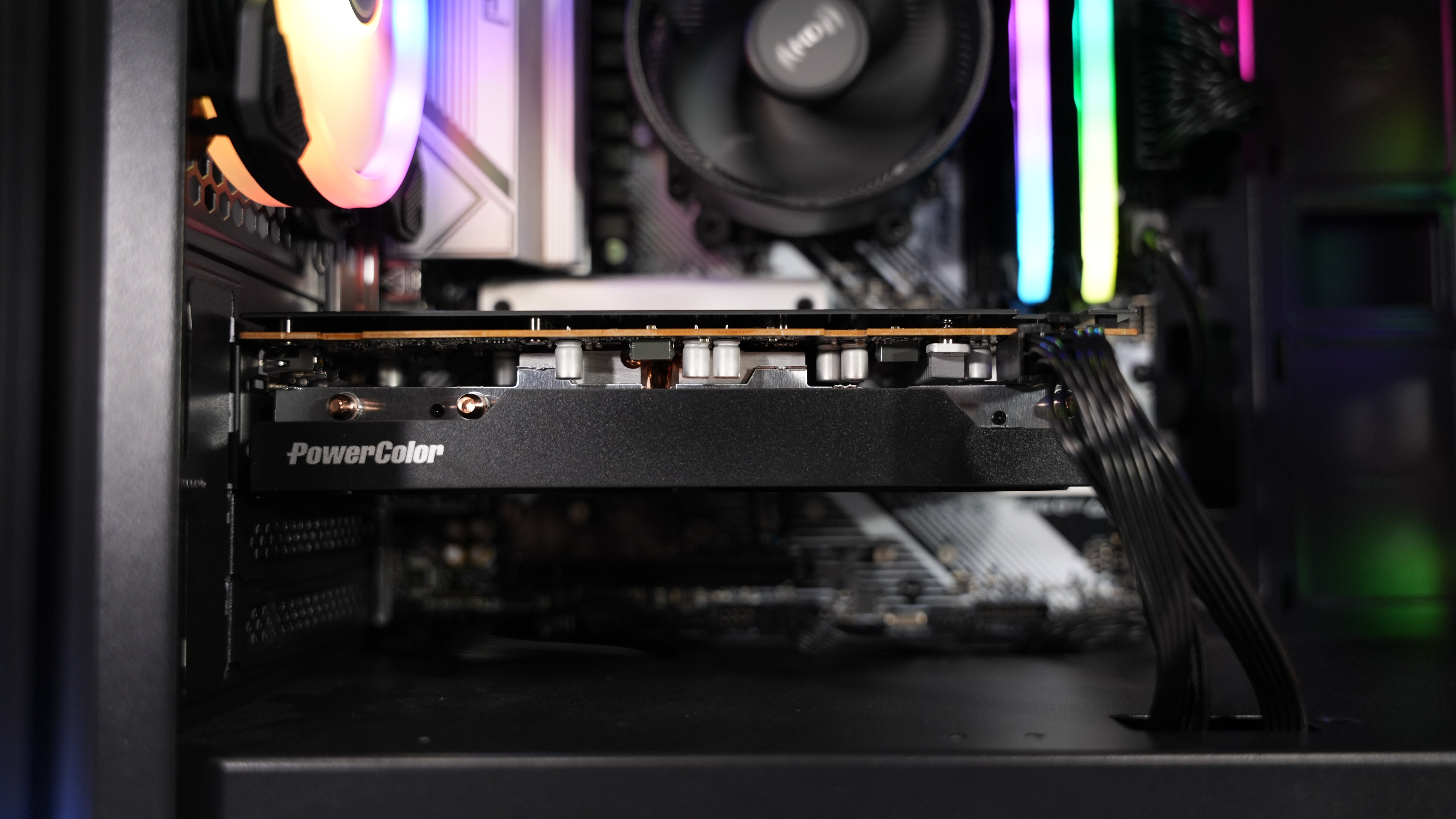 Ryzen 5 8600G + RX 7600 Gaming/Streaming PC