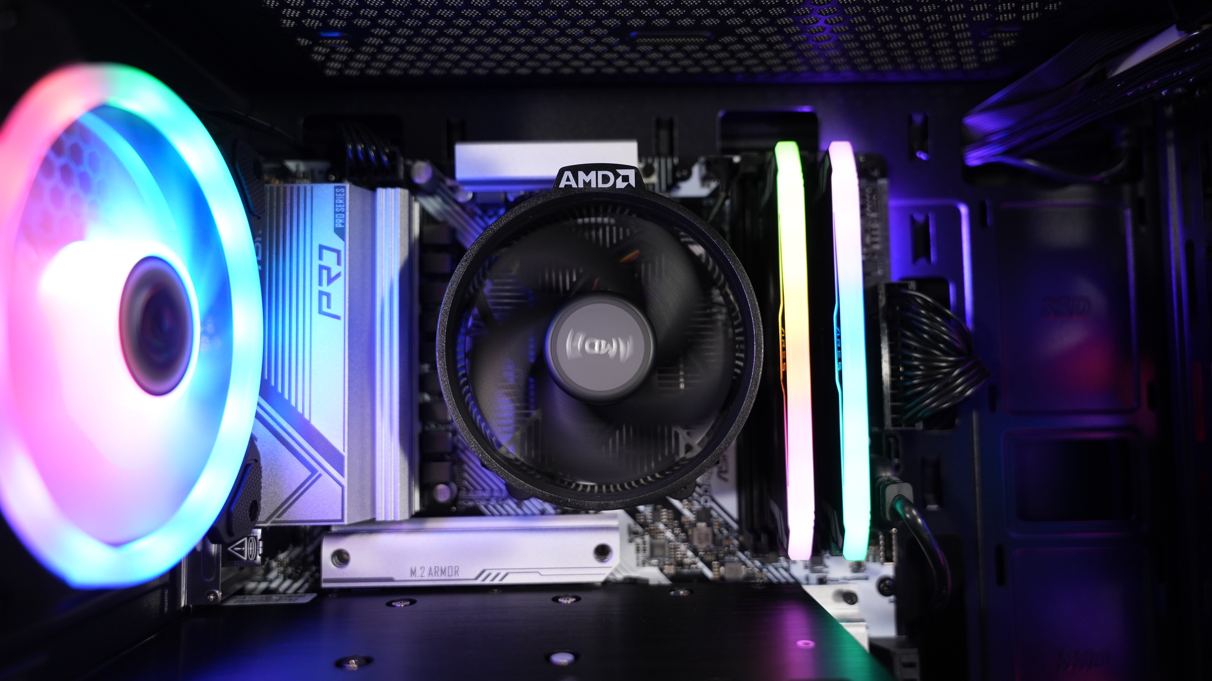 Ryzen 5 8600G + RX 7600 Gaming/Streaming PC