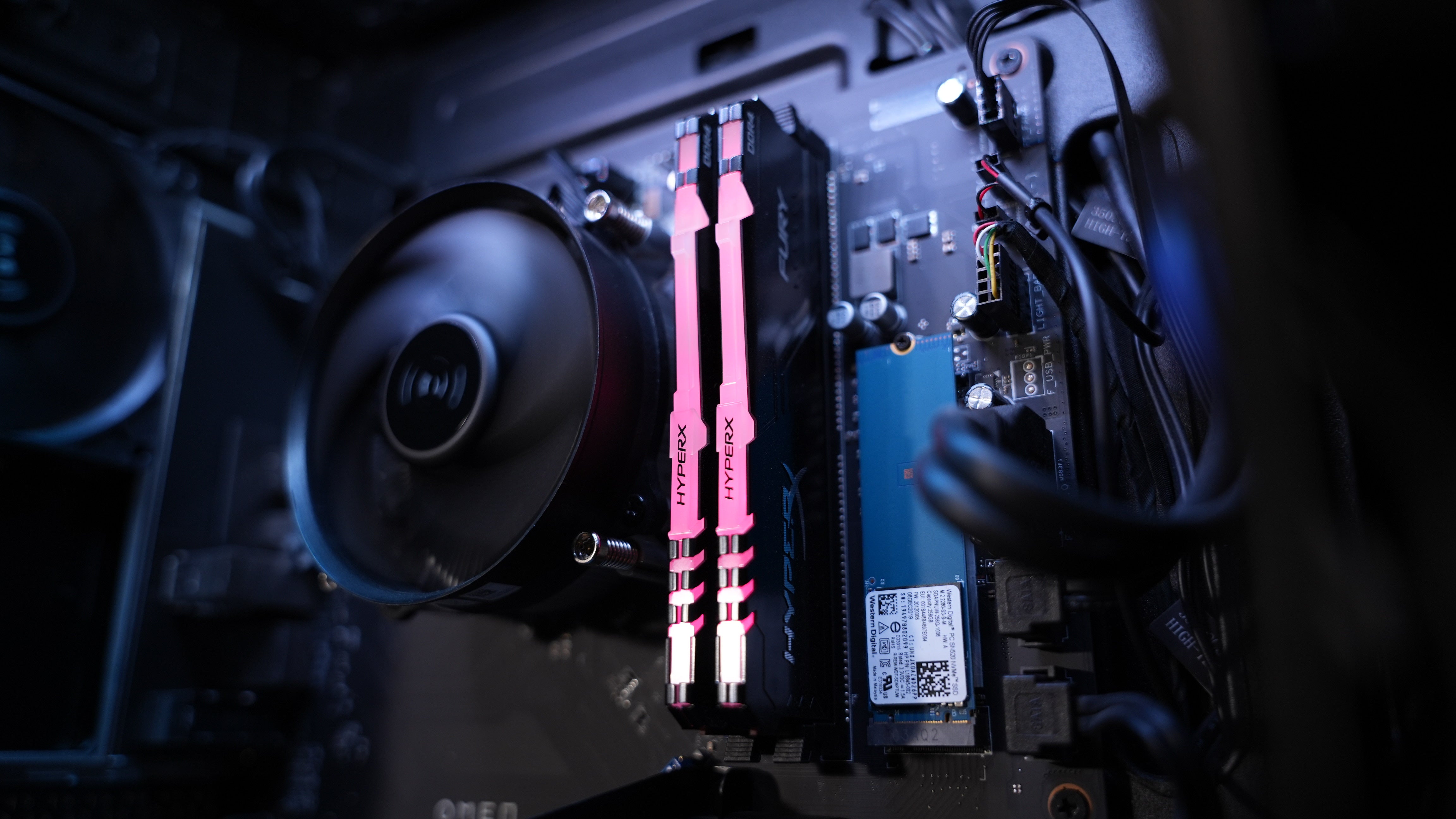 Ryzen 7 3700X + RTX 2060 Gaming PC
