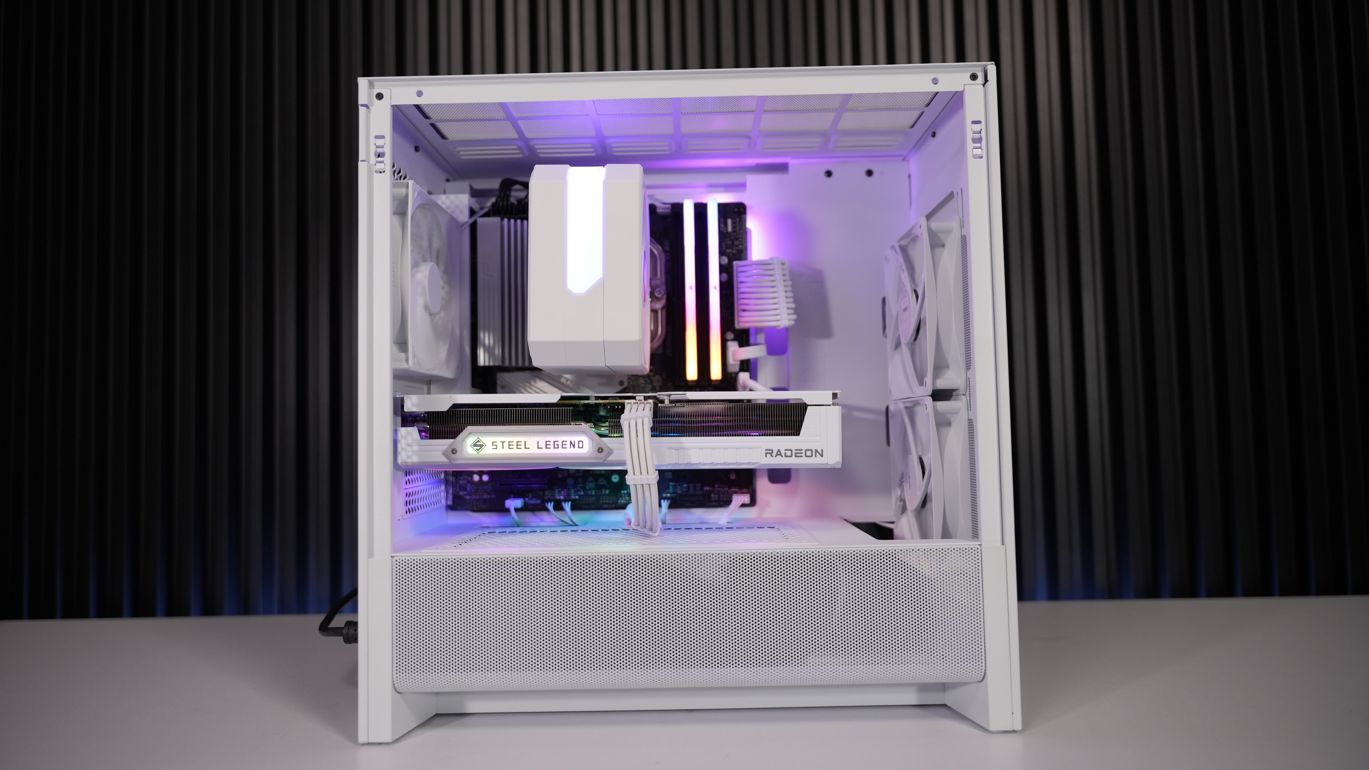 Ryzen 7 7700X + RX 9060XT 16GB Gaming PC