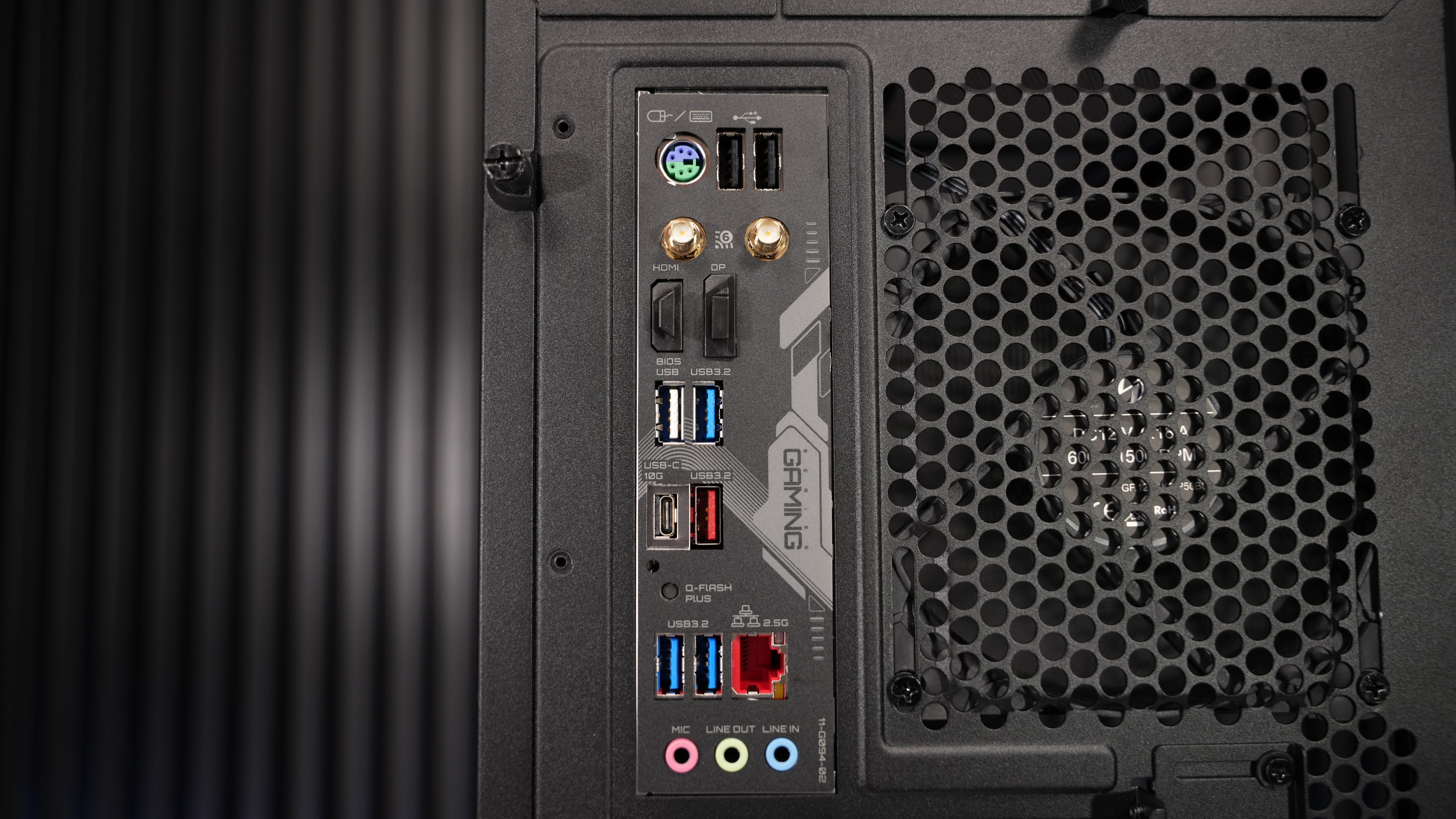 Ryzen 7 7700X + RX 9070XT Gaming/Streaming PC