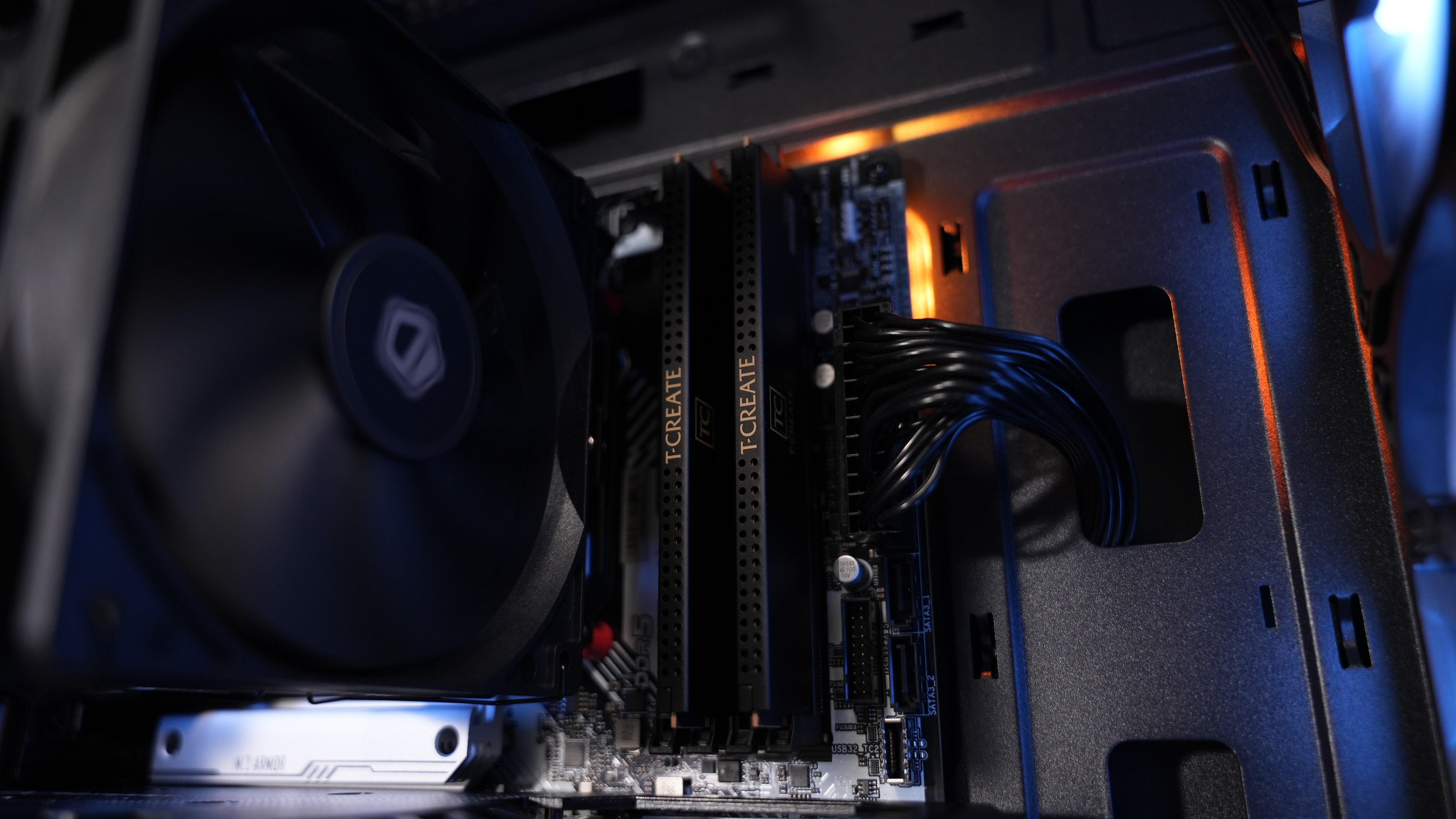 Ryzen 5 9600X + Arc B580 Gaming PC
