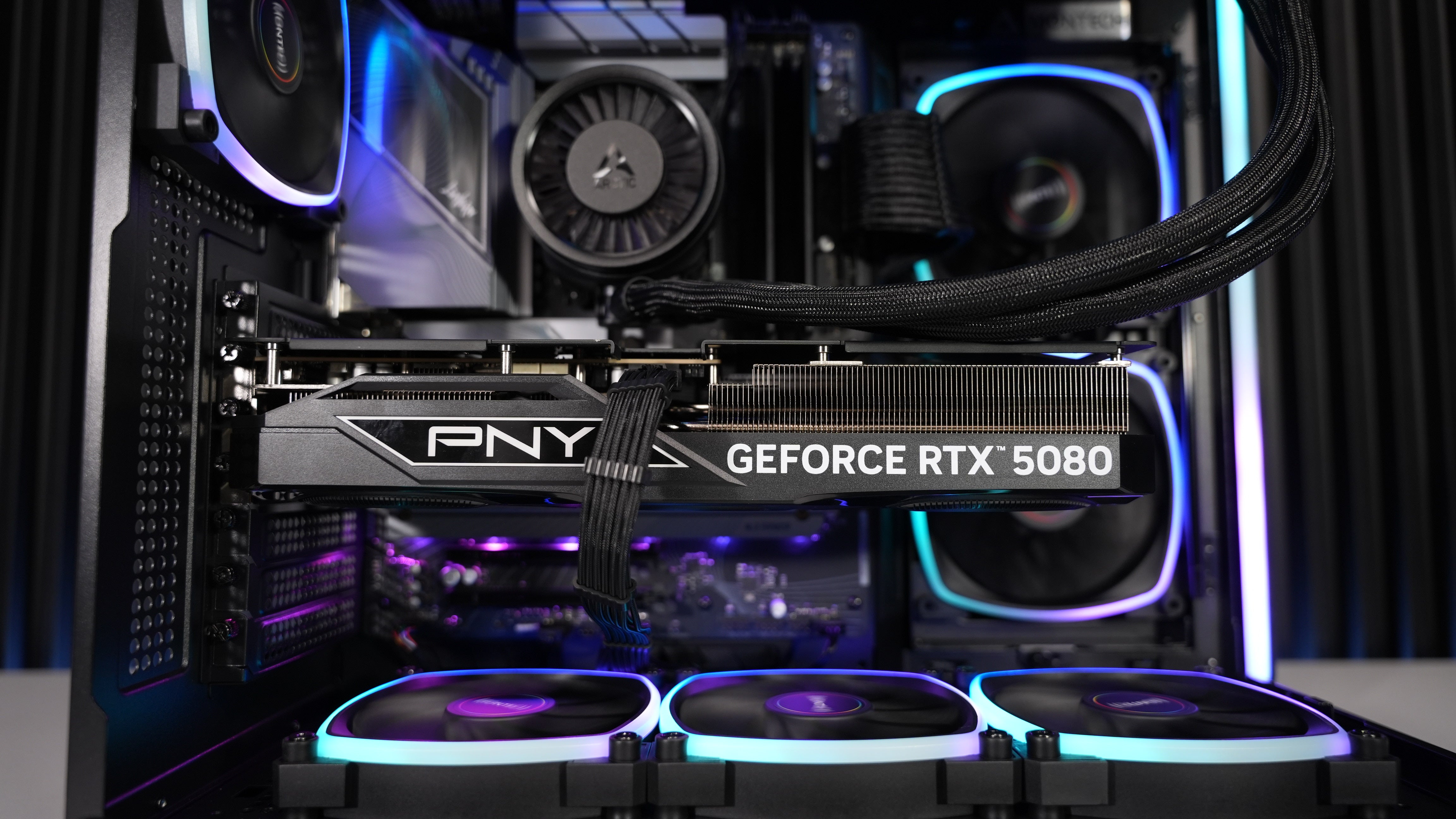 Ryzen 7 9800X3D + RTX 5080 Gaming/Streaming PC