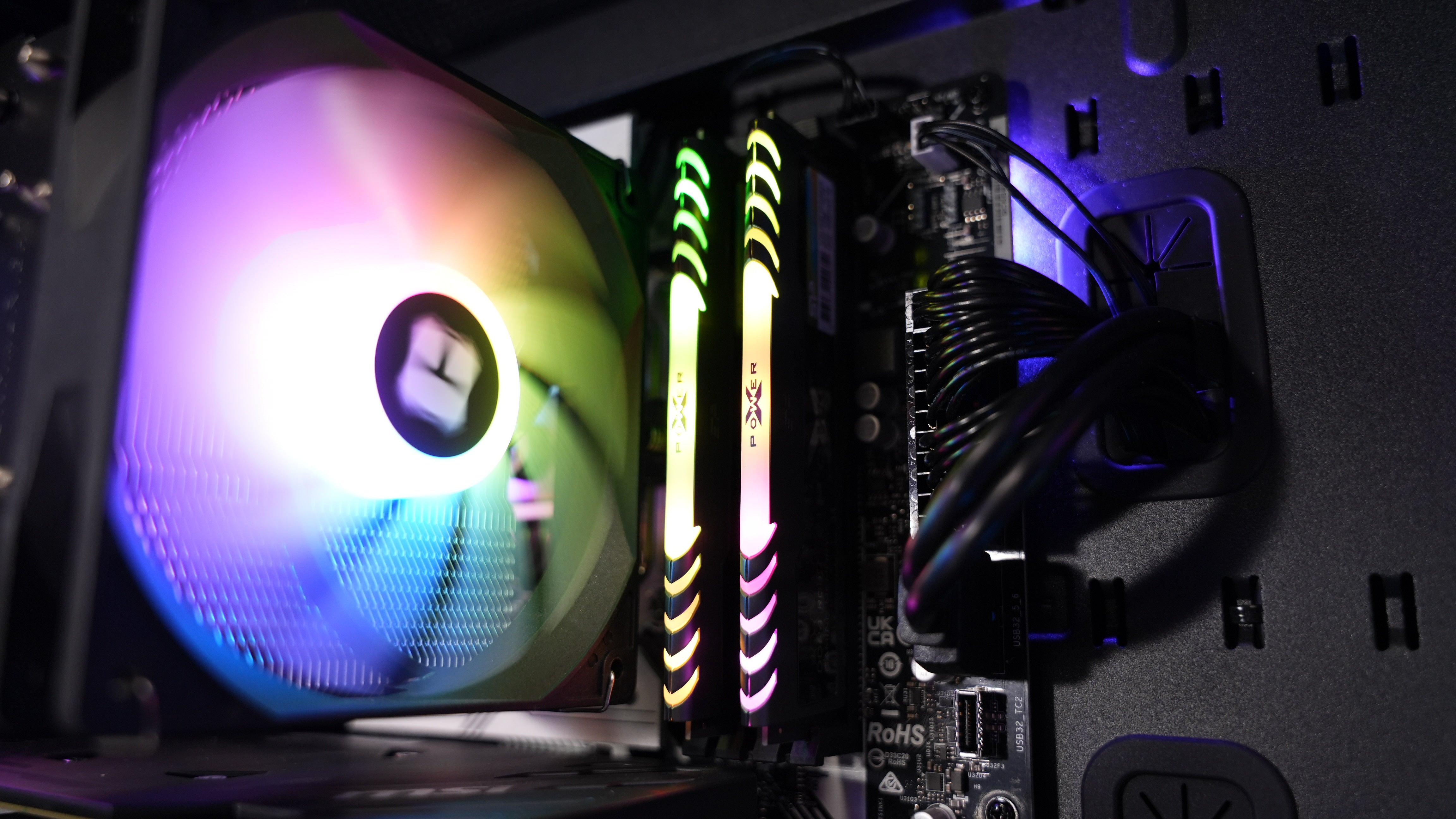 Intel i5 12400F + RTX 4060 Gaming PC