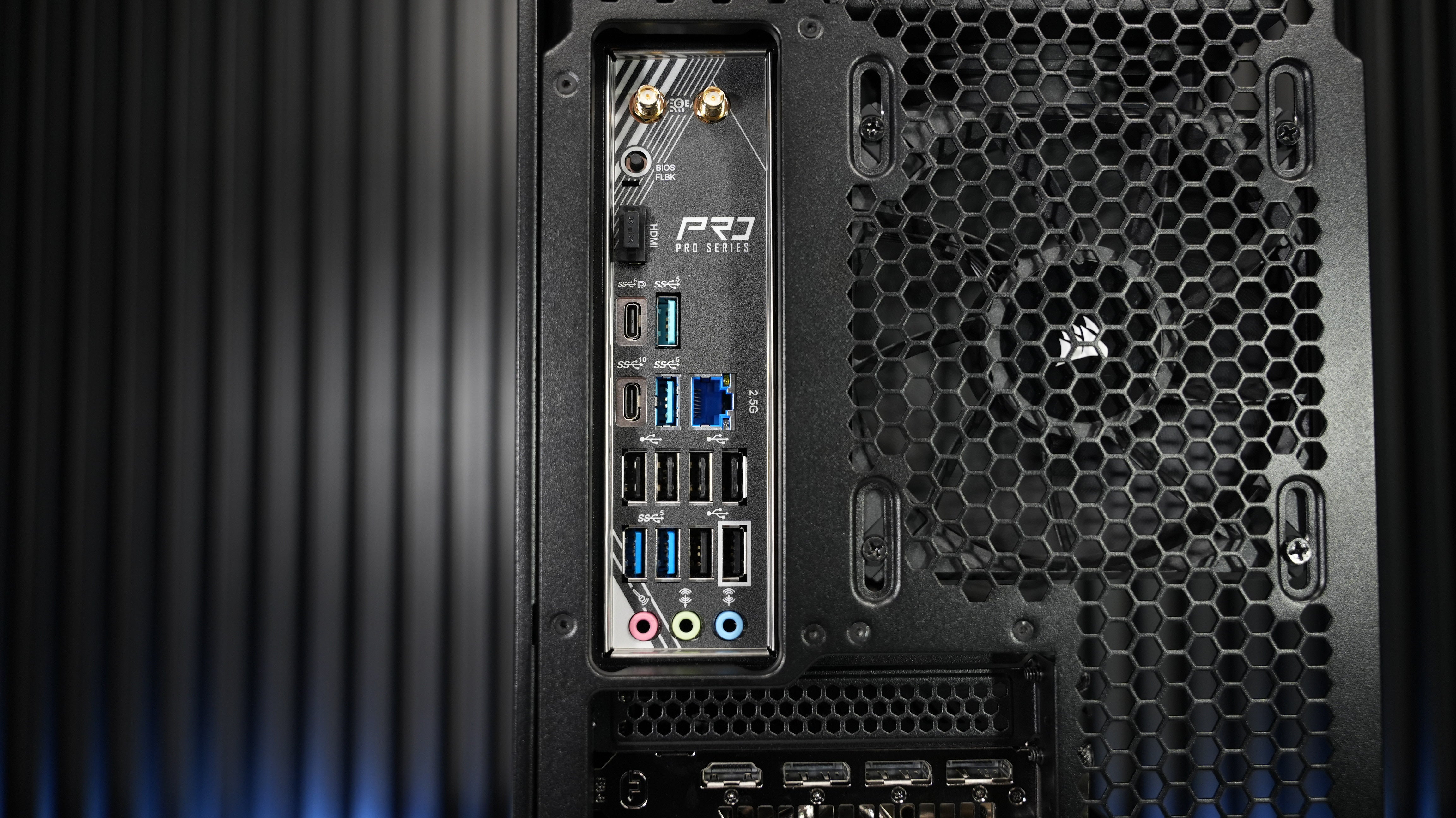 Ryzen 7 7800X3D + RX 9070 Gaming/Streaming PC