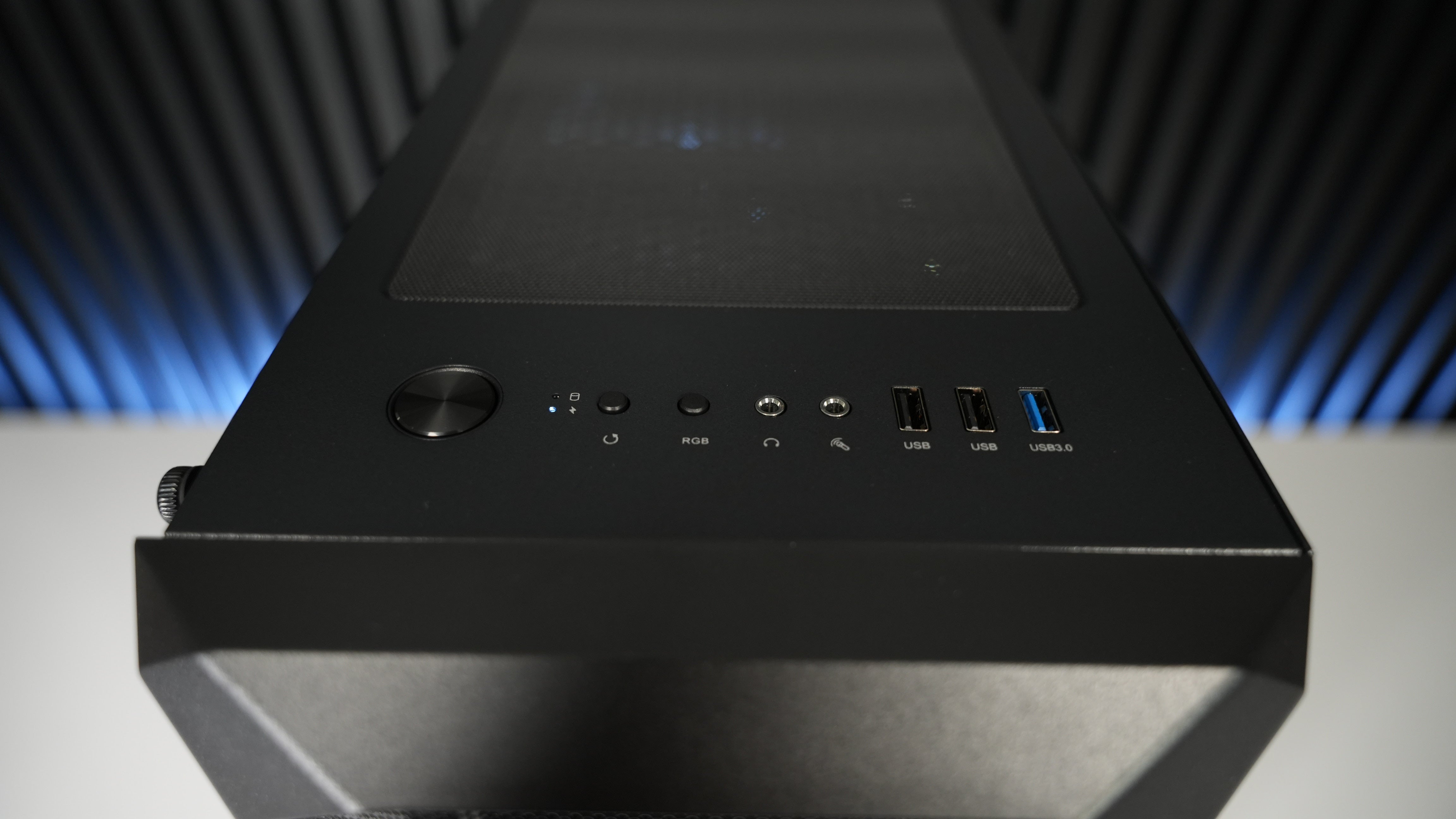 Ryzen 5 9600X + RTX 5060 Ti Gaming PC