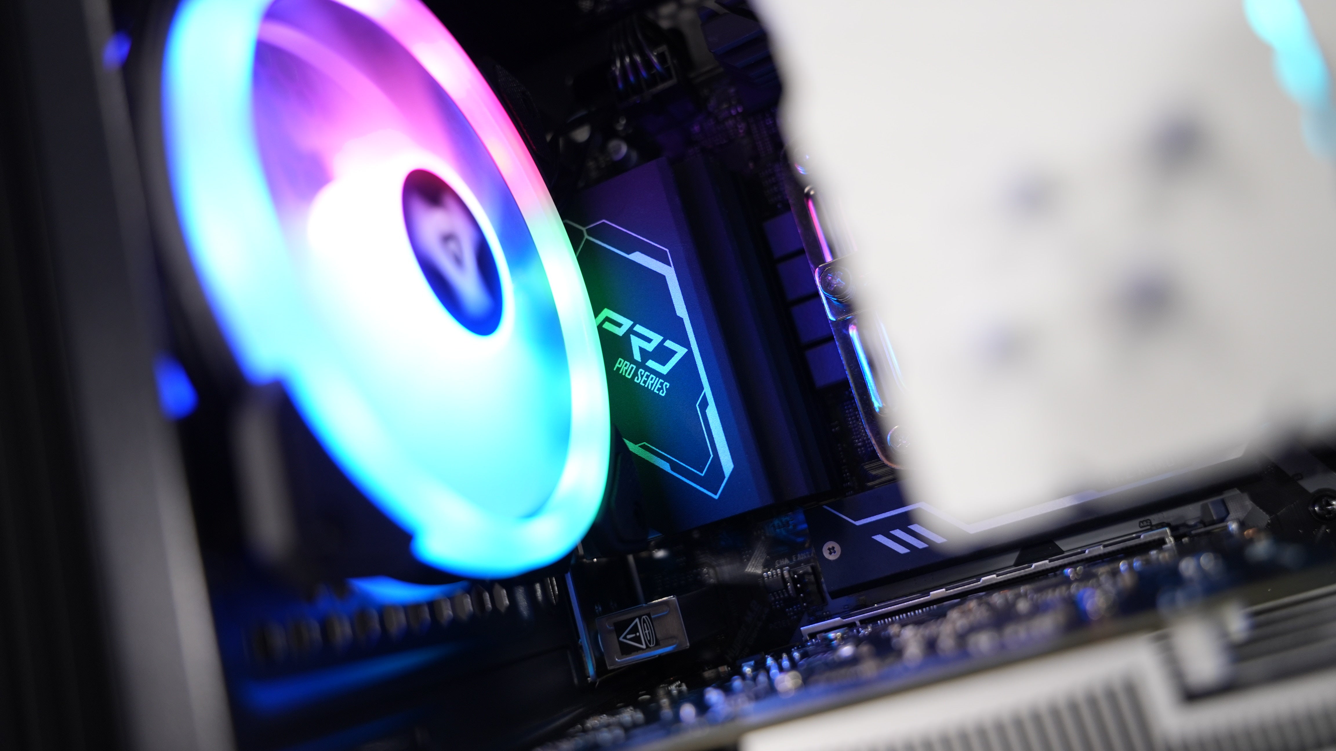 Intel i3 14100F + RTX 3050 6GB Gaming PC