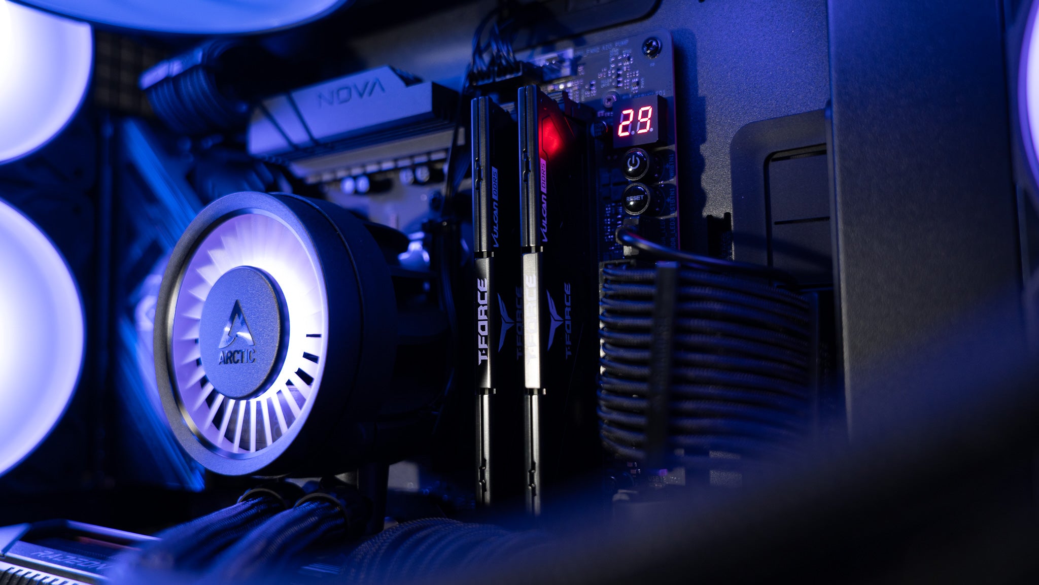 Ryzen 7 7800X3D + RX 9070XT Gaming/Streaming PC