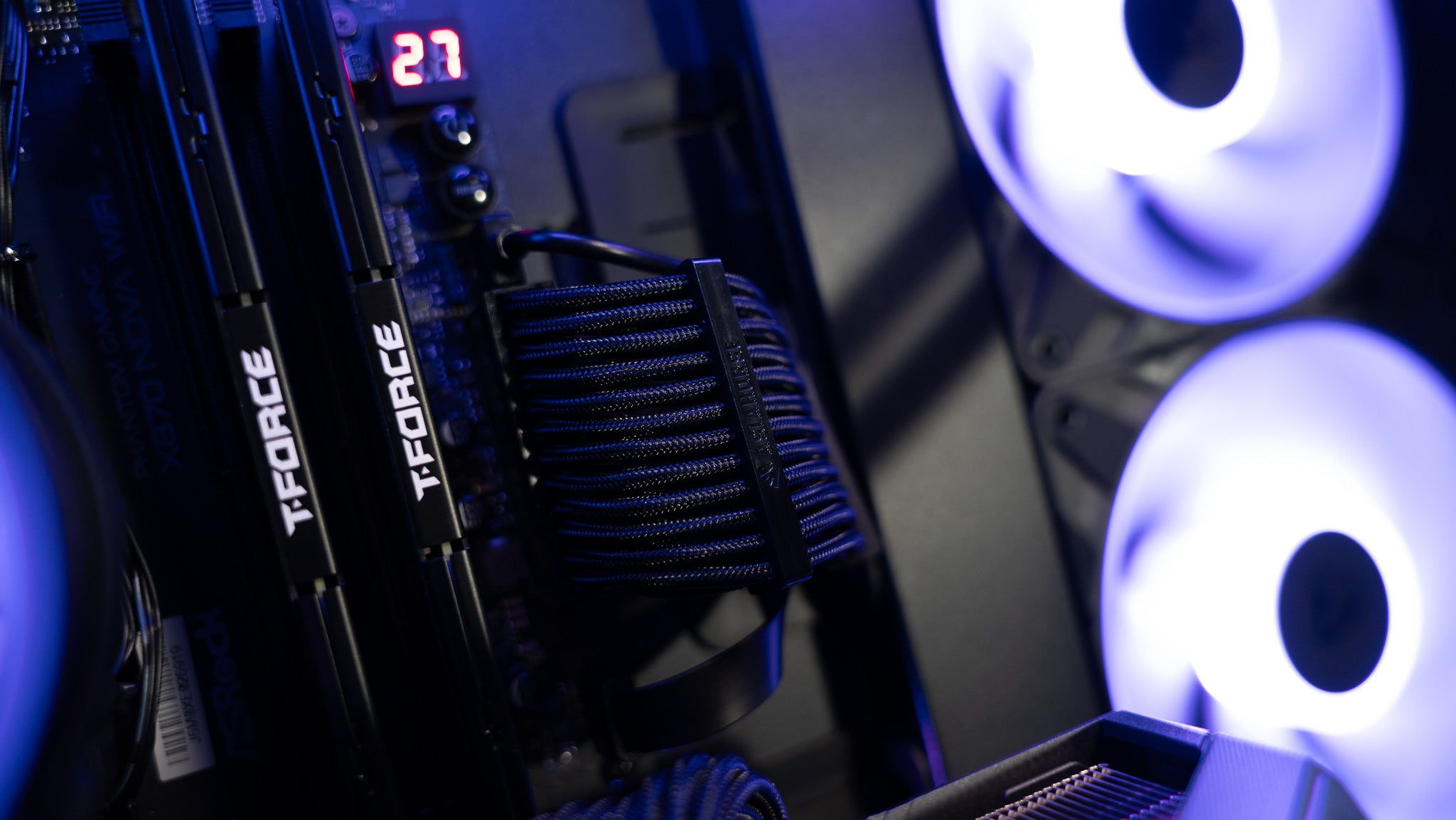 Ryzen 7 7800X3D + RX 9070XT Gaming/Streaming PC