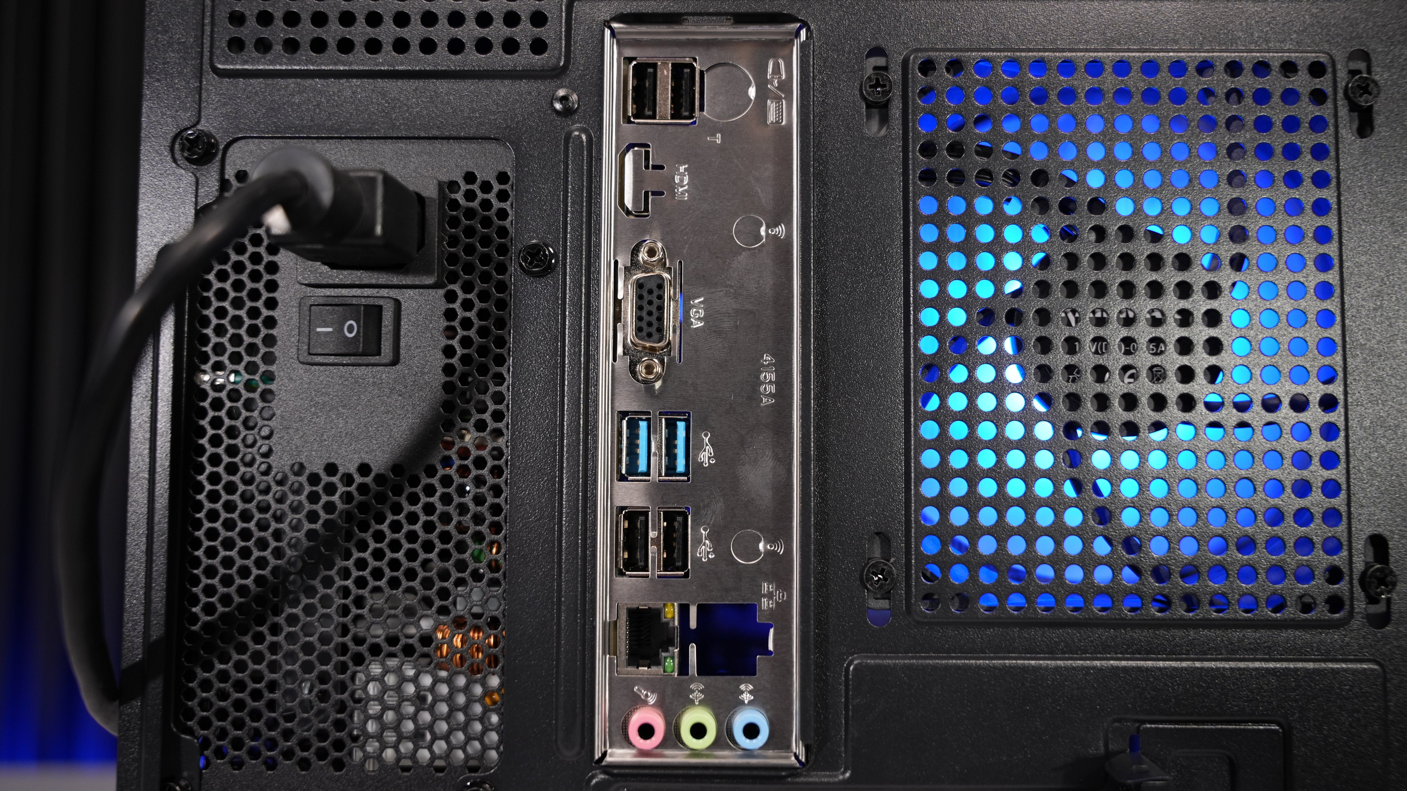 Ryzen 5 5500 + Radeon Pro W5700 Gaming PC