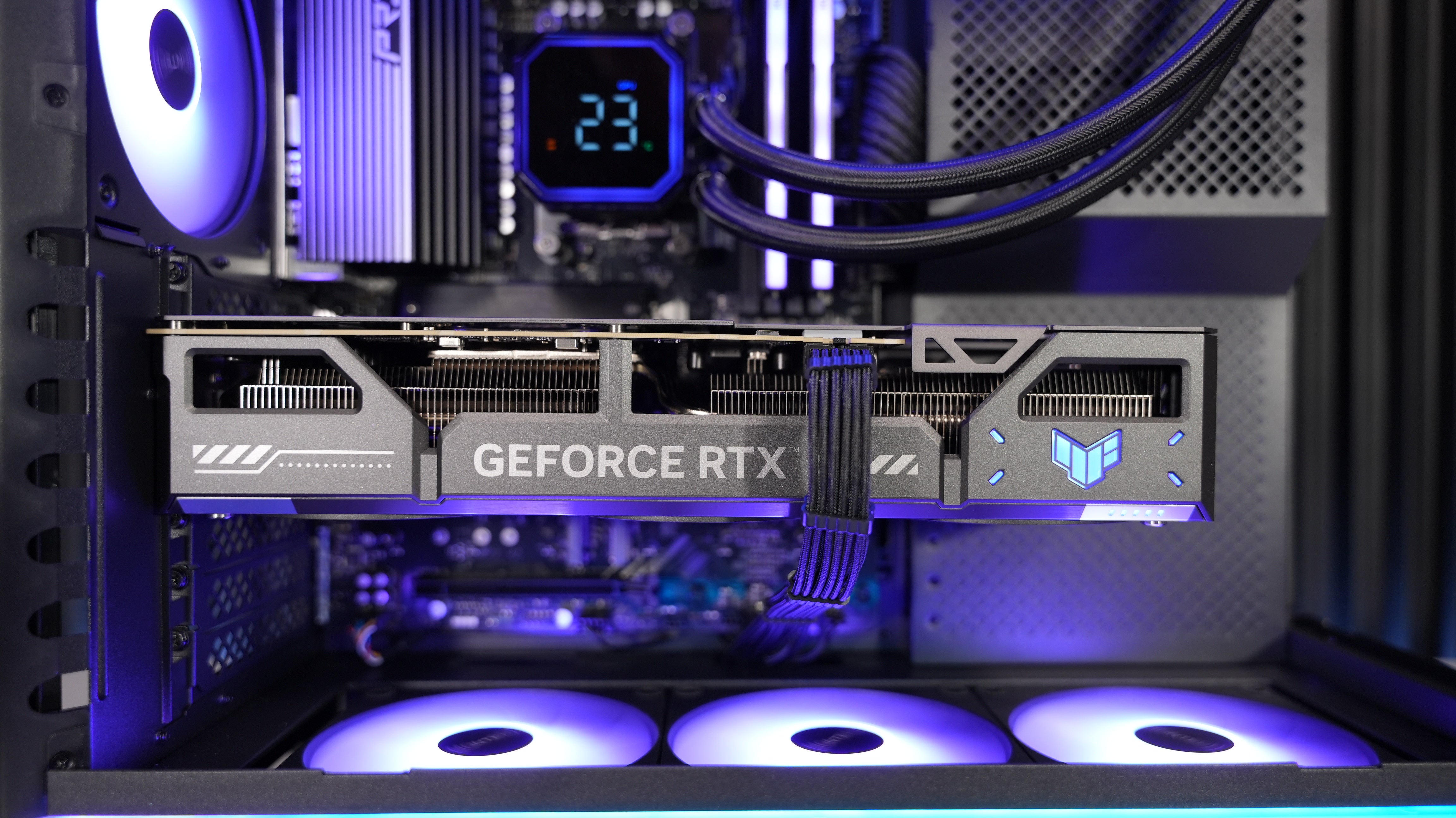 Ryzen 7 7700X + RTX 5070 Gaming/Streaming PC