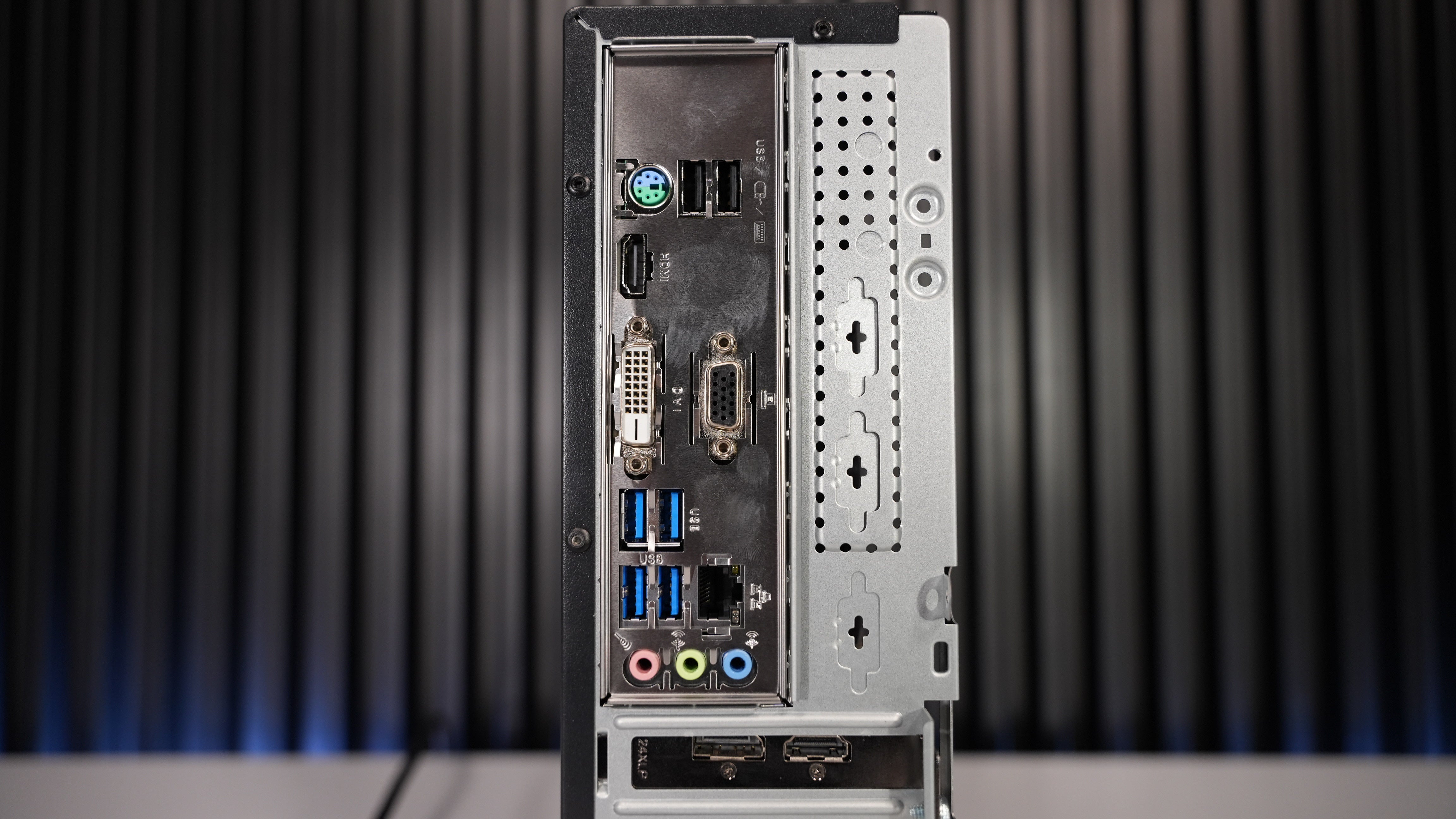 Ryzen 5 5500 + RX 6400 Gaming PC