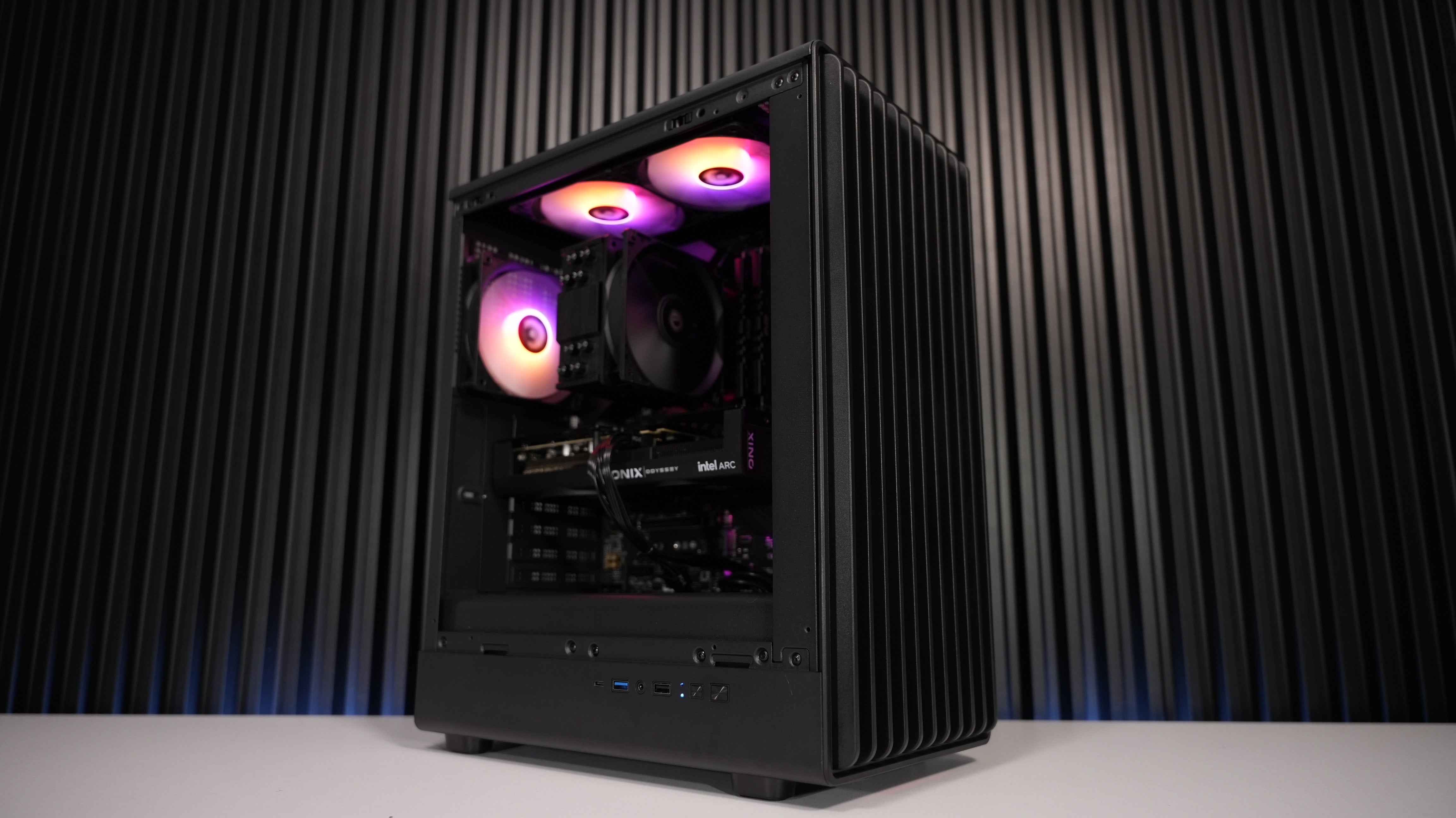 Ryzen 7 5800X + Intel Arc B580 Gaming PC