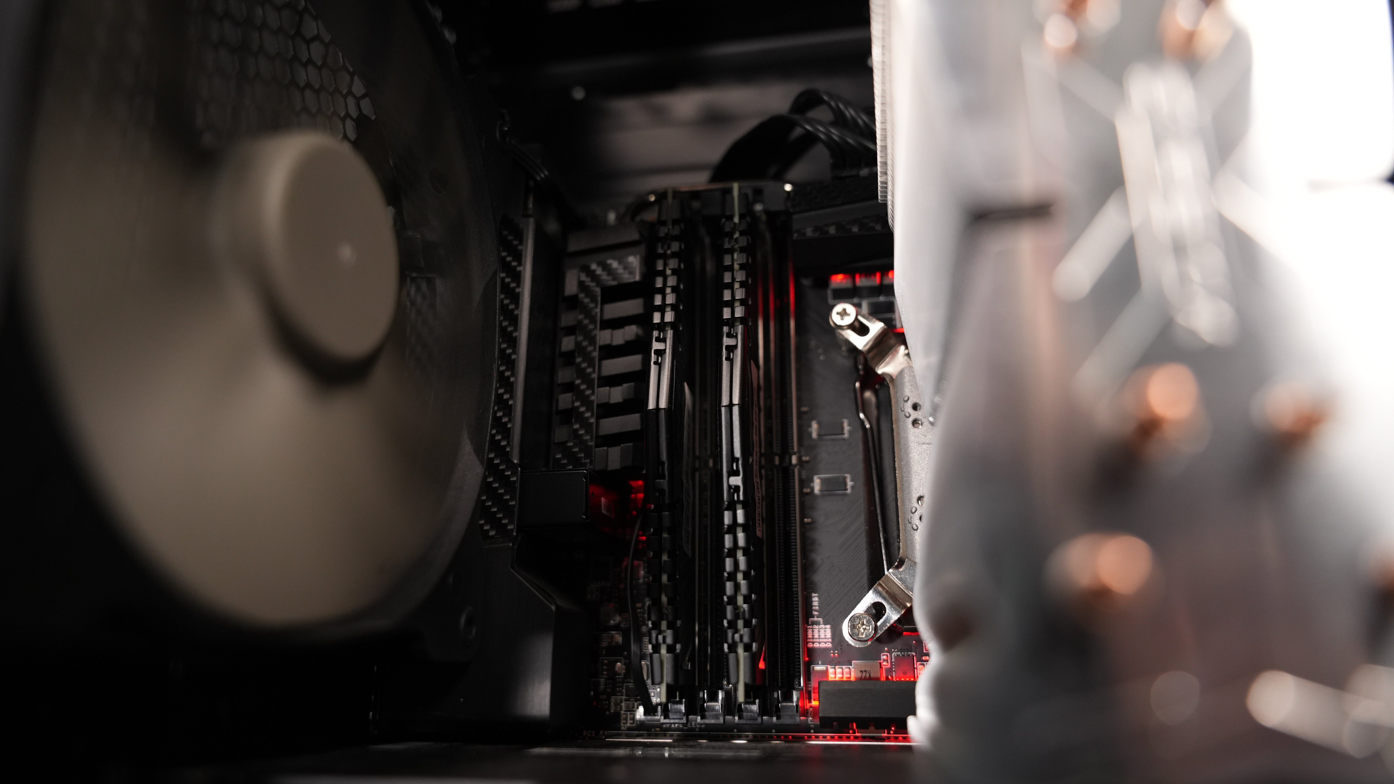 Intel i7 6900K + GTX 1080 Budget Gaming PC