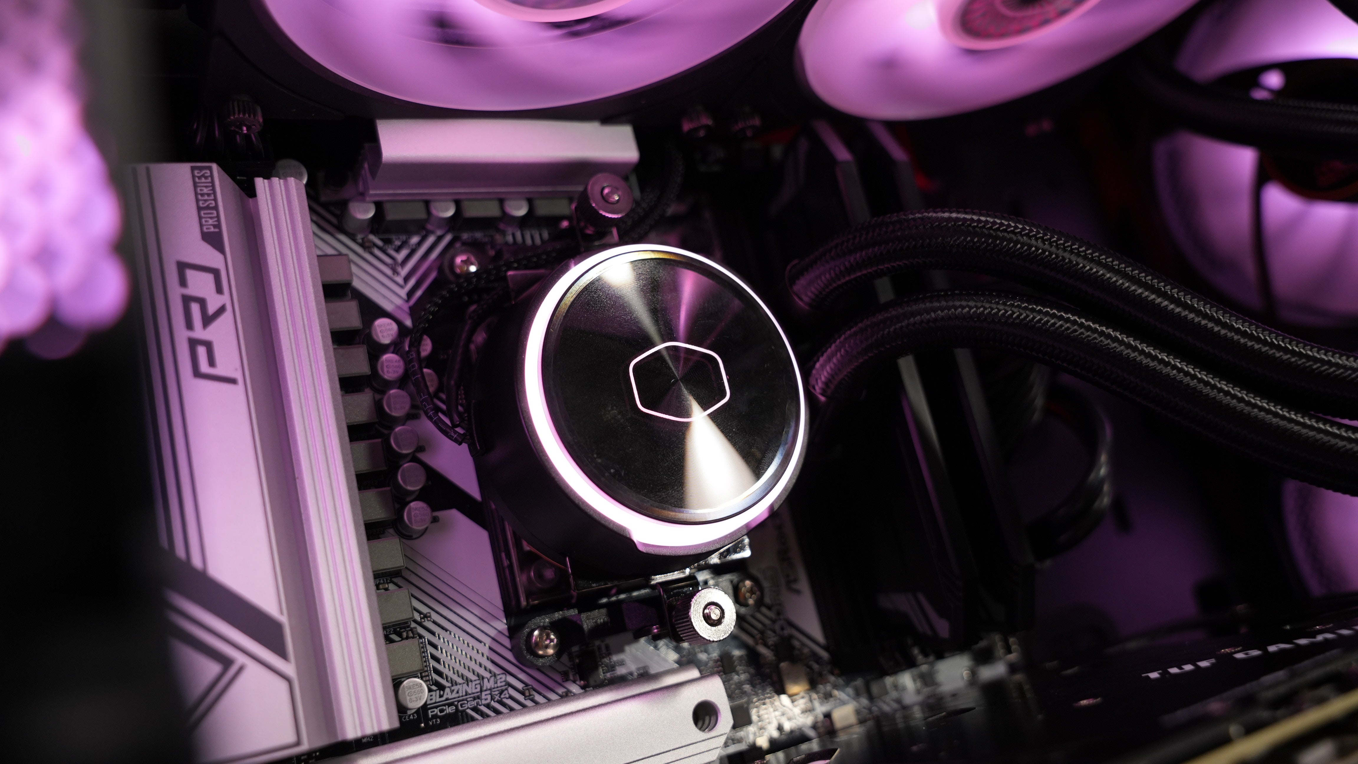 Ryzen 9 7900X + RTX 3080 Gaming/Streaming PC