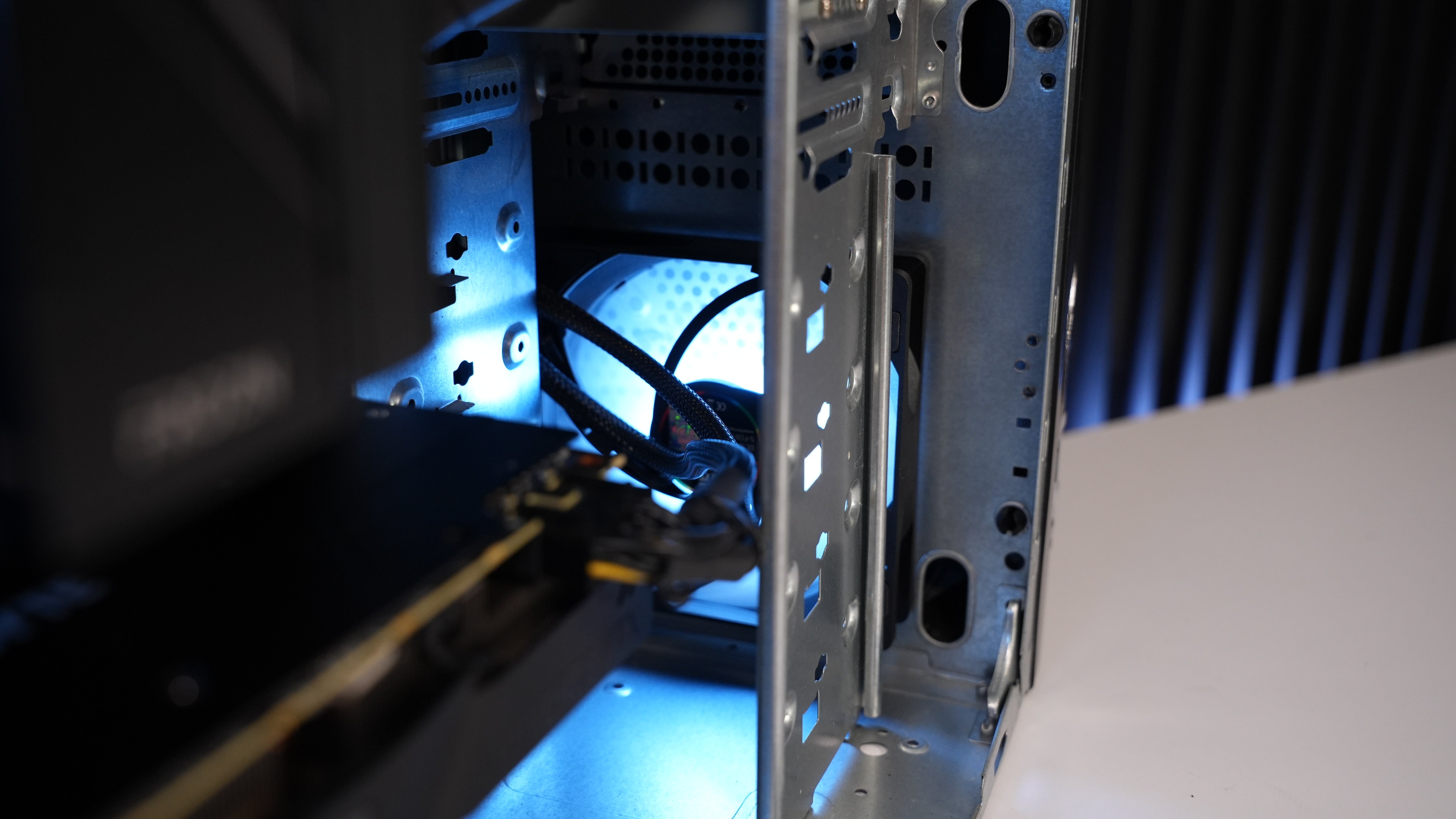 Ryzen 5 5600X + RTX 2080 Gaming PC