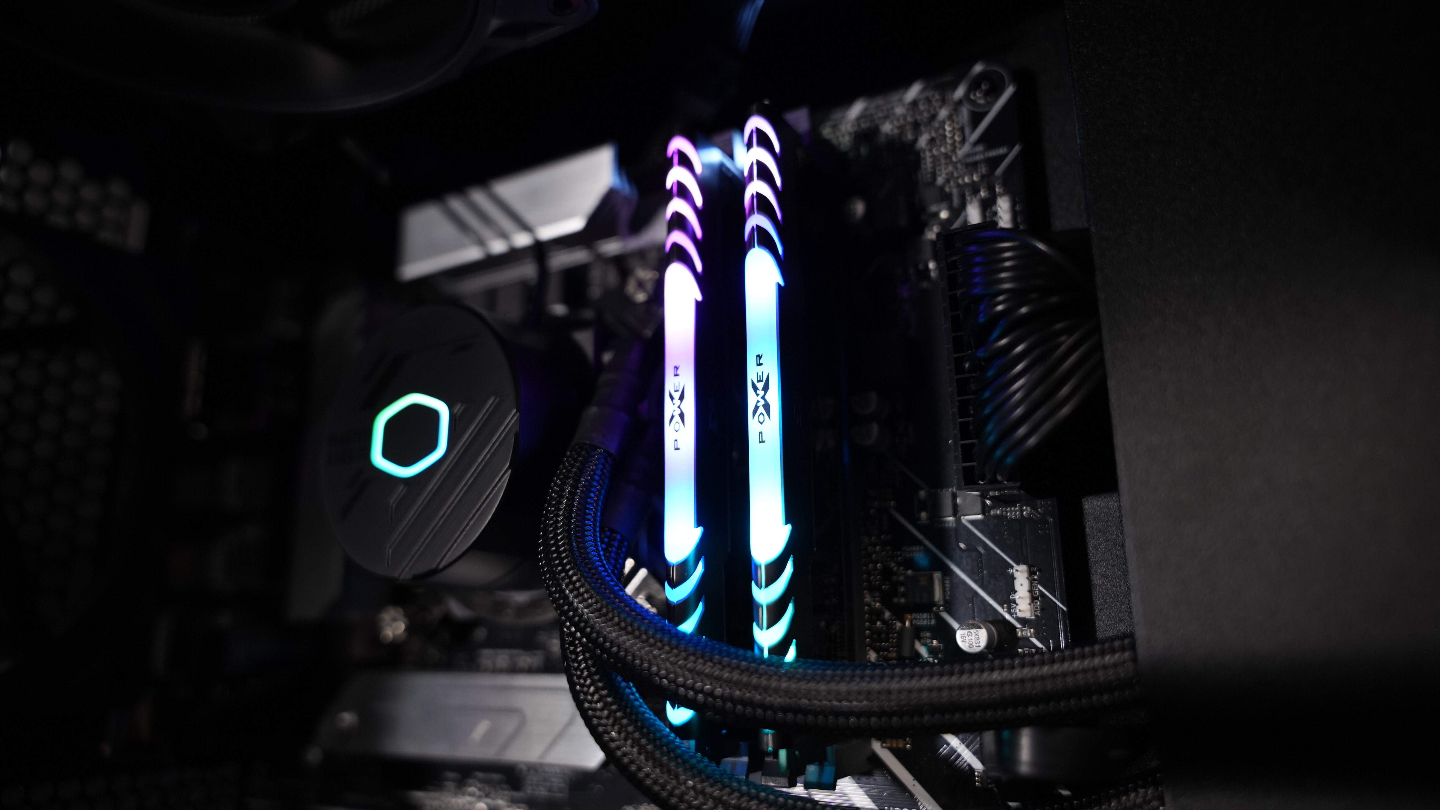 Intel i5 14600K + RTX 4070 Gaming/Streaming PC