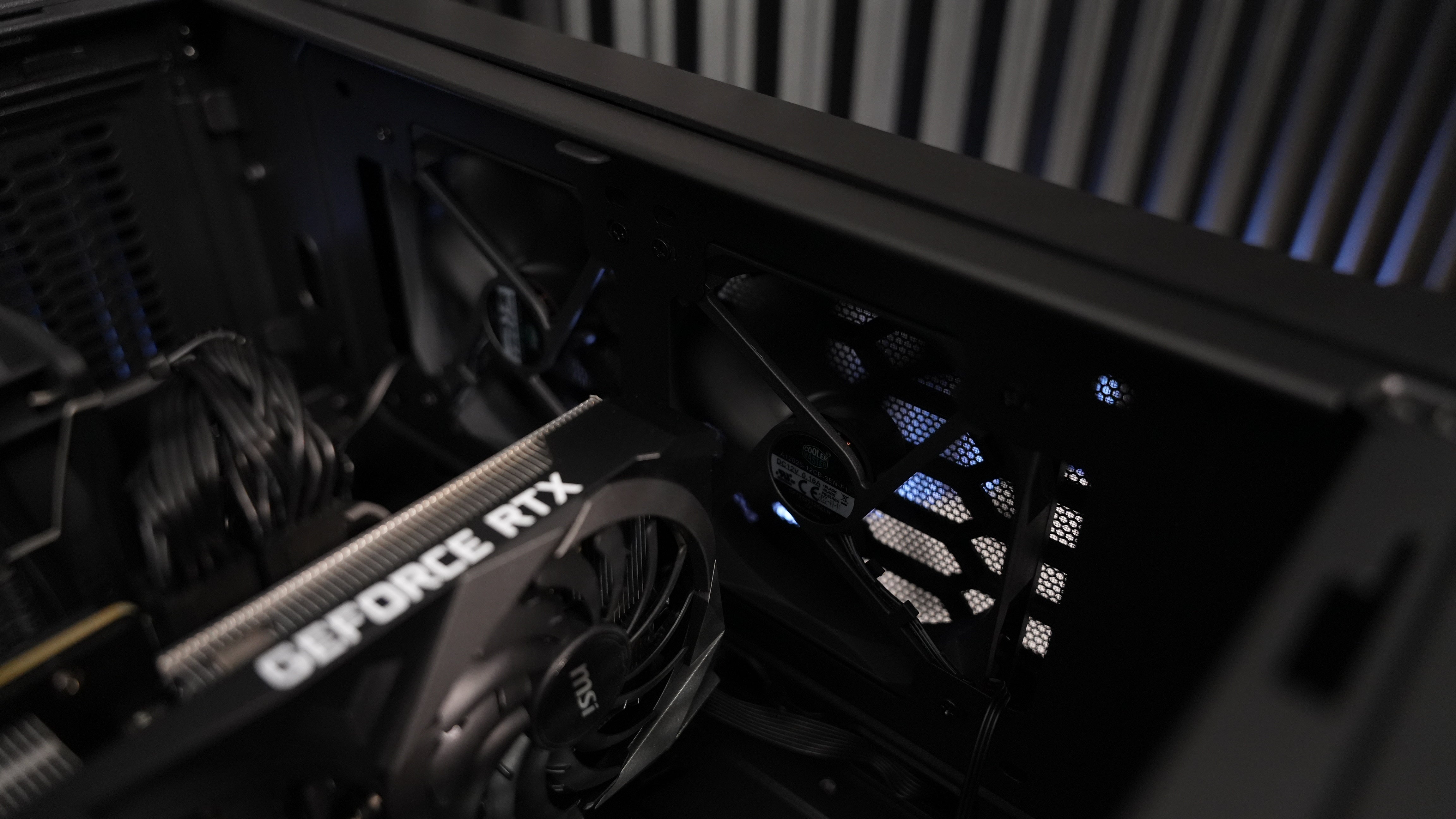 Ryzen 5 5600G + RTX 3070 Gaming PC