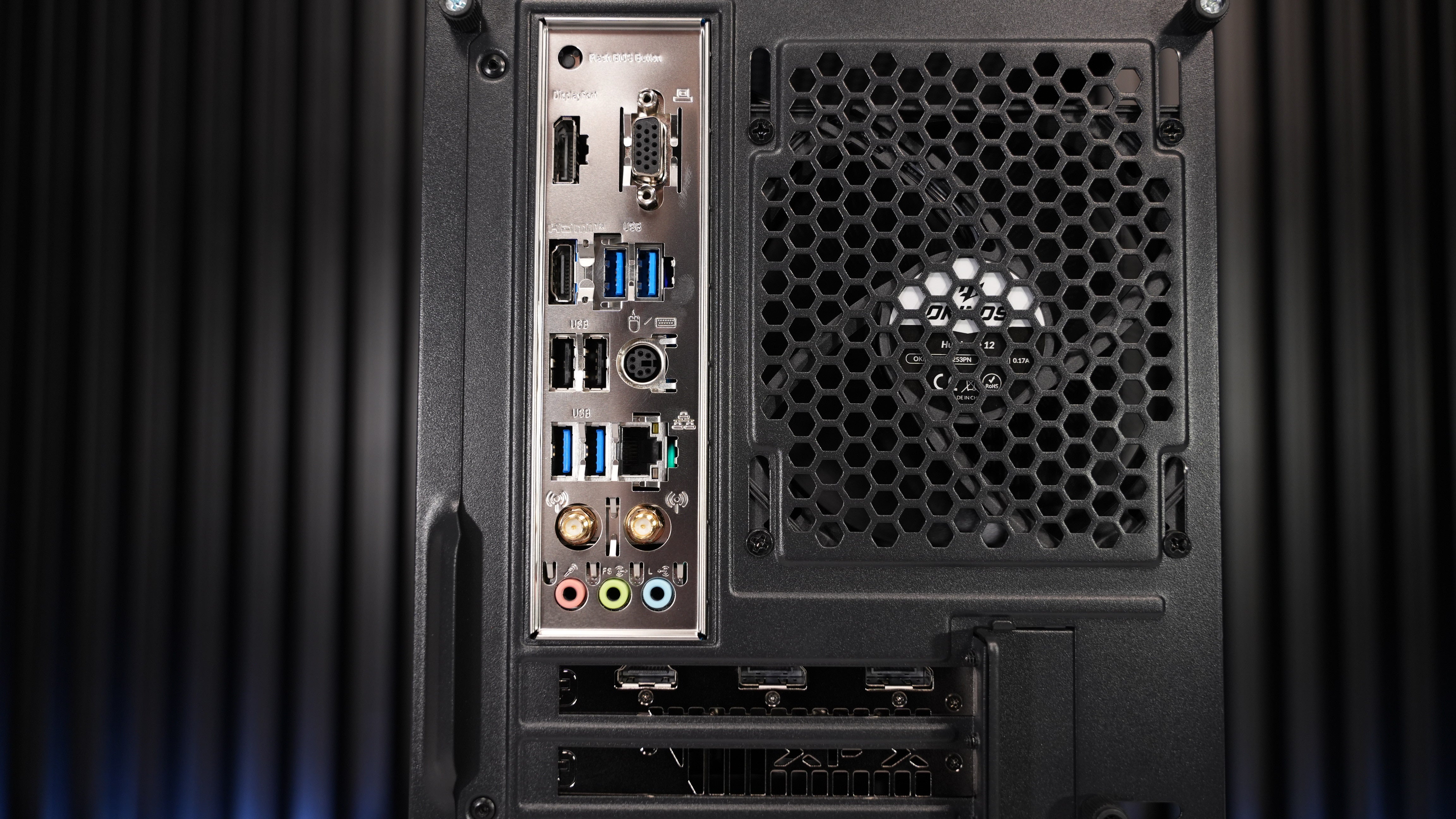 Ryzen 5 5600G + RX 9060XT Gaming PC