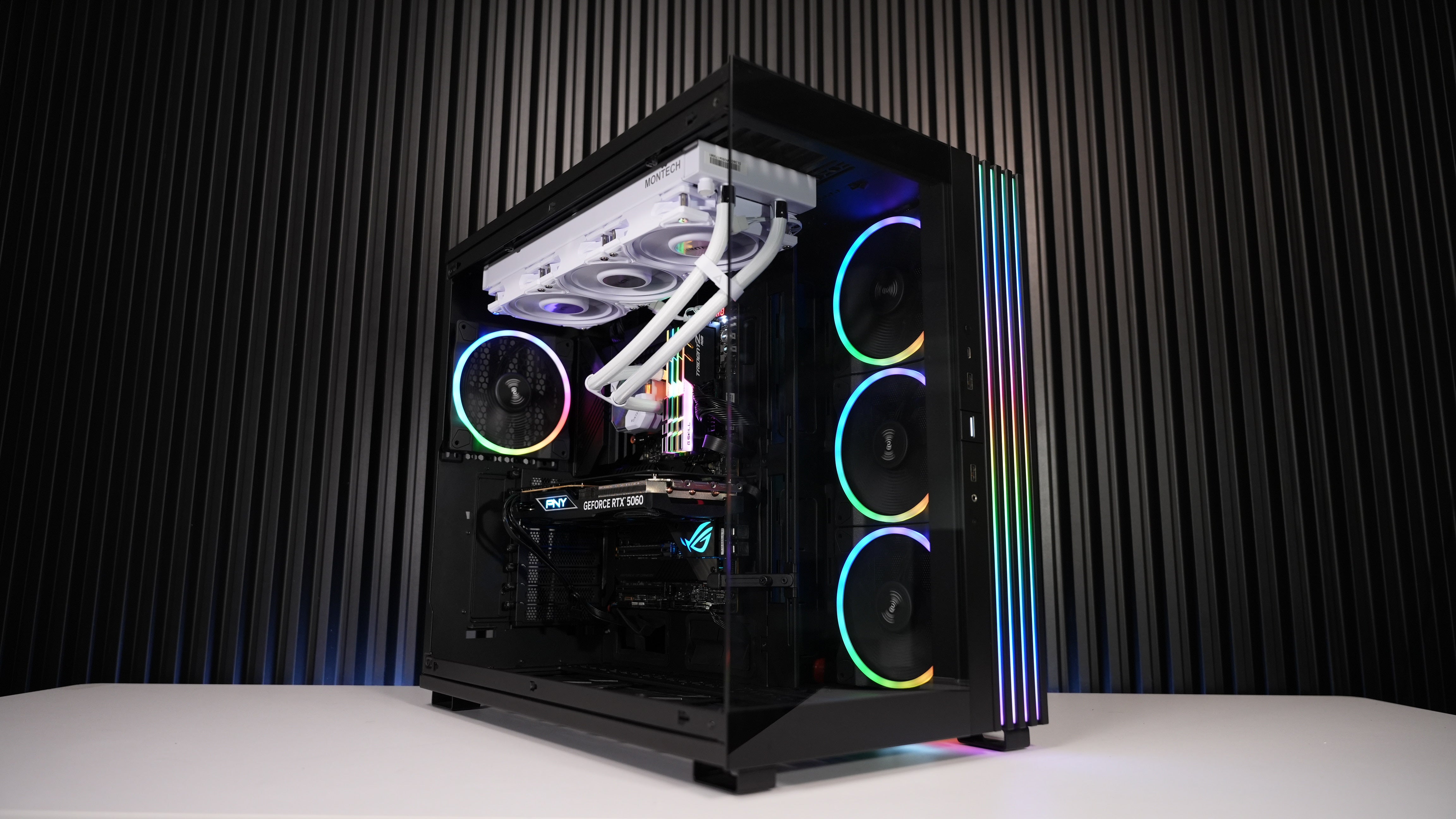 Intel i9 11900K + RTX 5060 Gaming PC