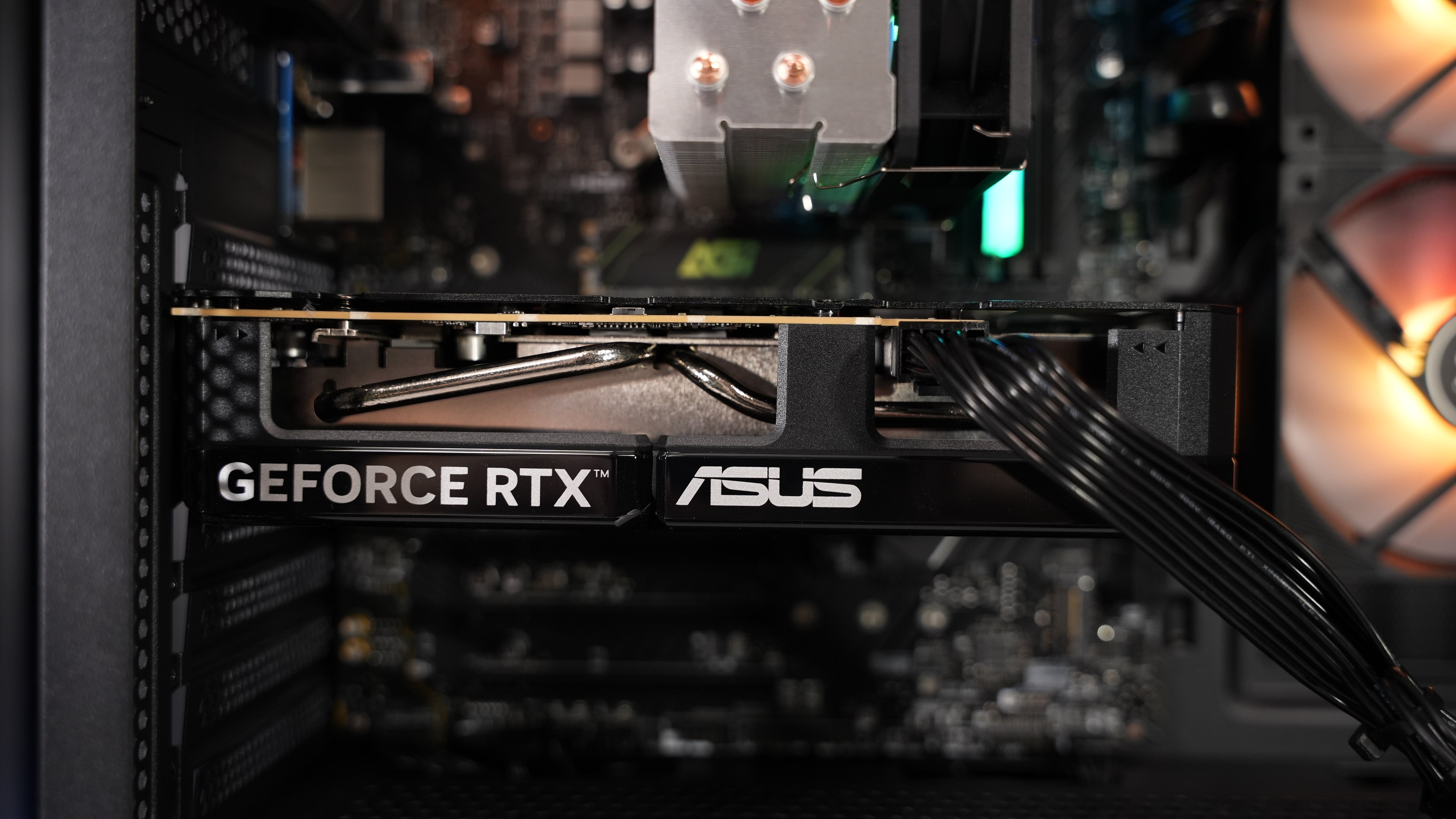 Intel i5 14400F + RTX 5060 Gaming PC