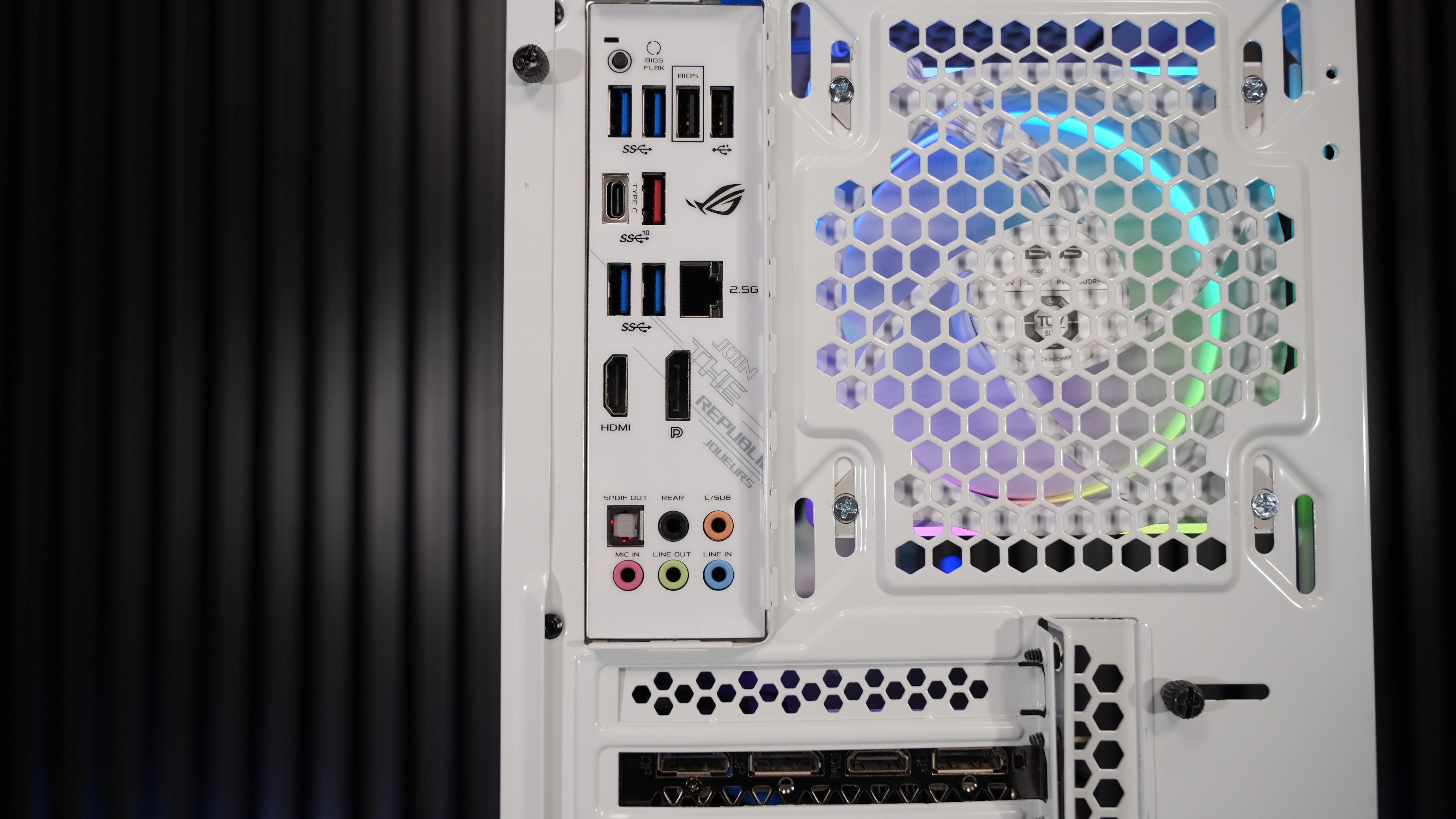 Ryzen 7 2700X + RTX 2070 Super Gaming PC