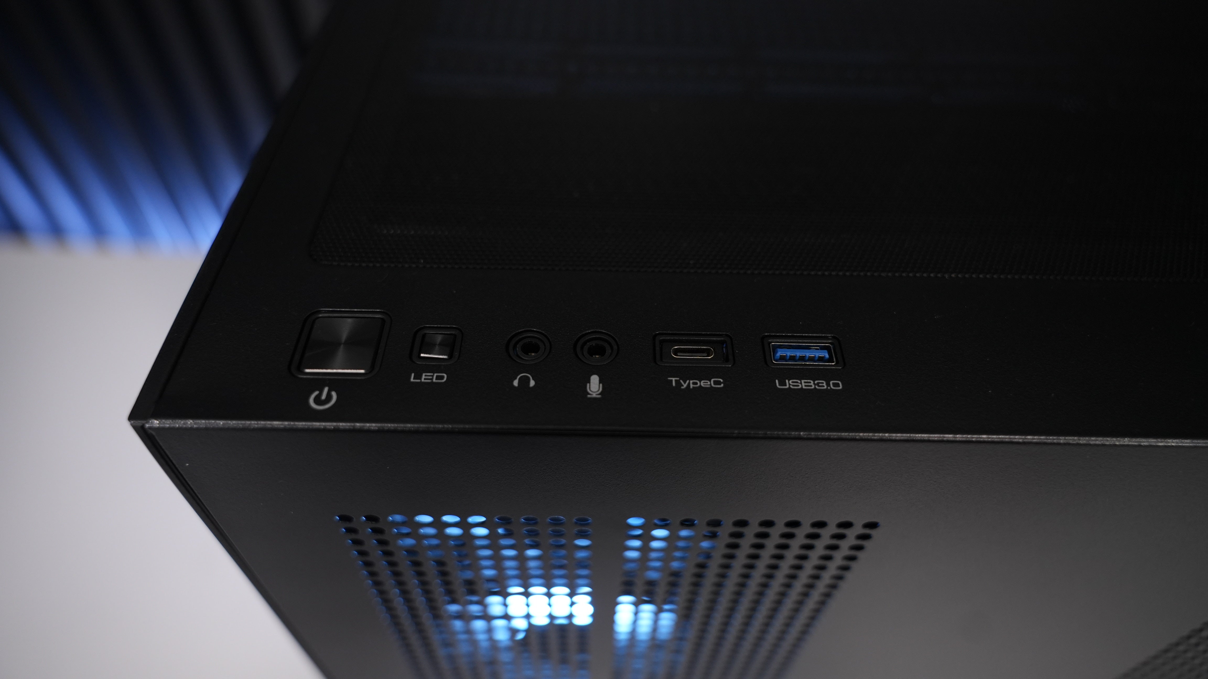 Intel Core 5 120 + Intel Arc A580 Gaming PC