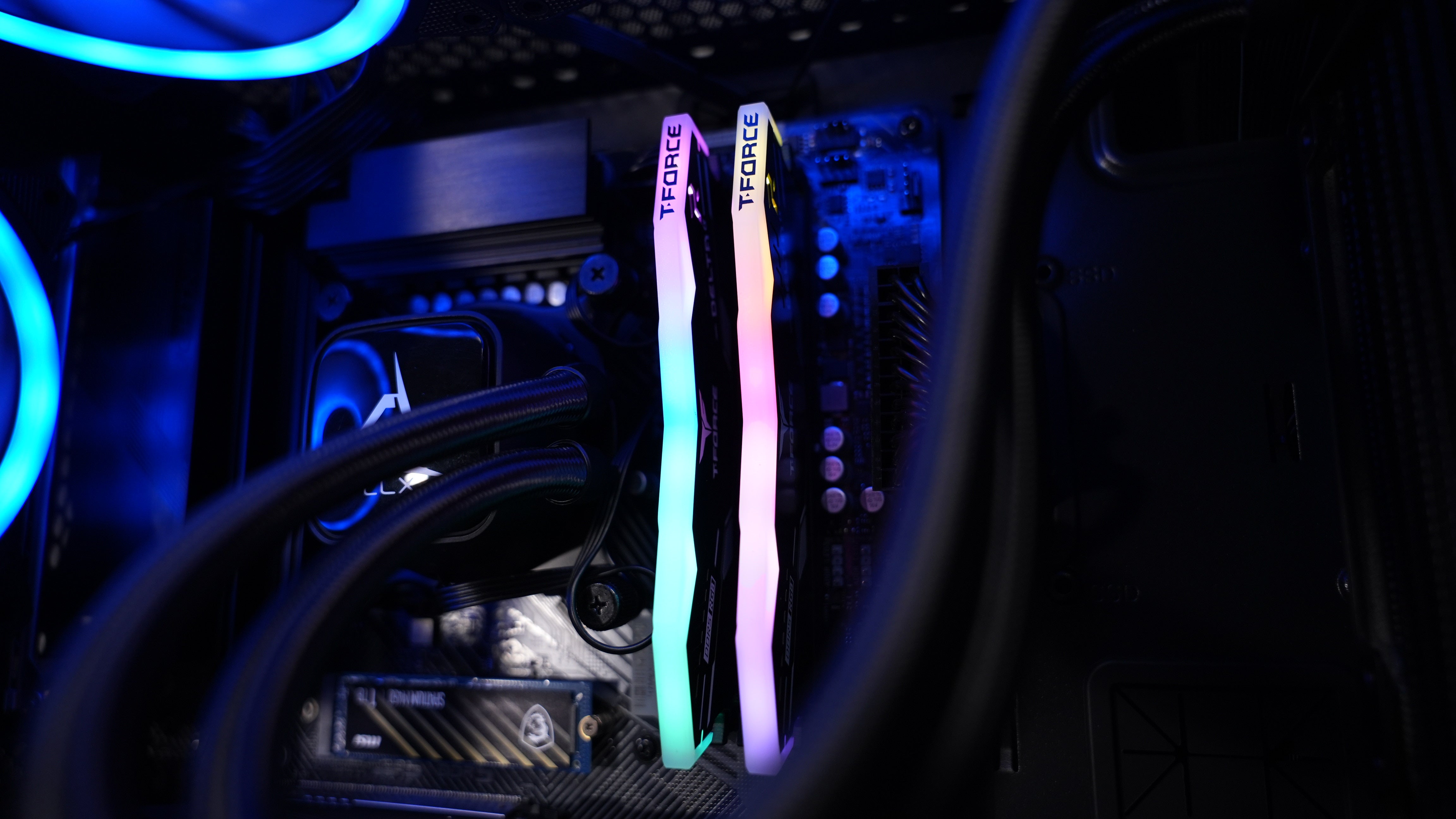 Intel Core i9 14900KF + RTX 5070 Gaming/Streaming PC