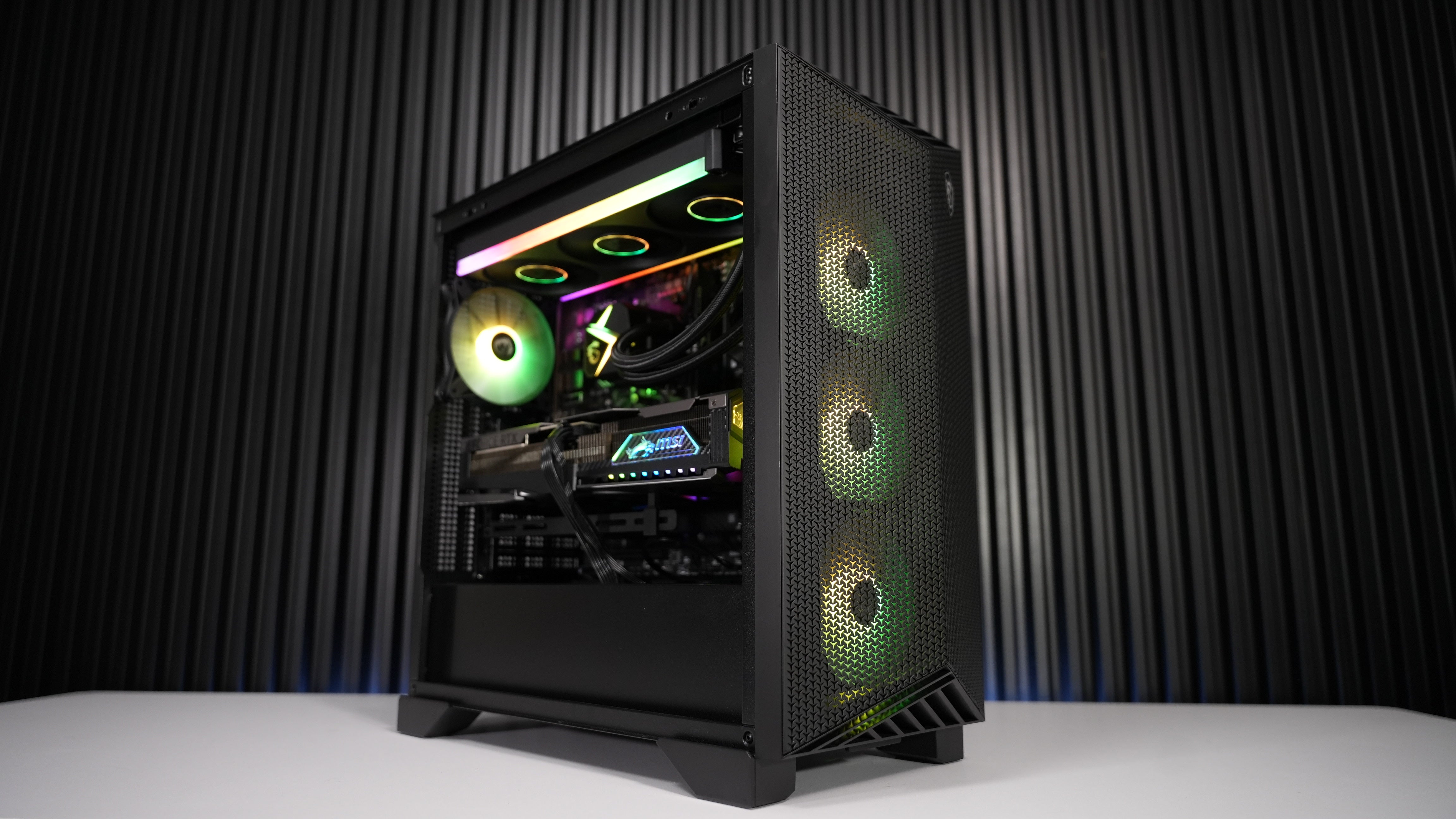 Ryzen 9 9900X + RTX 5080 Gaming/Streaming PC