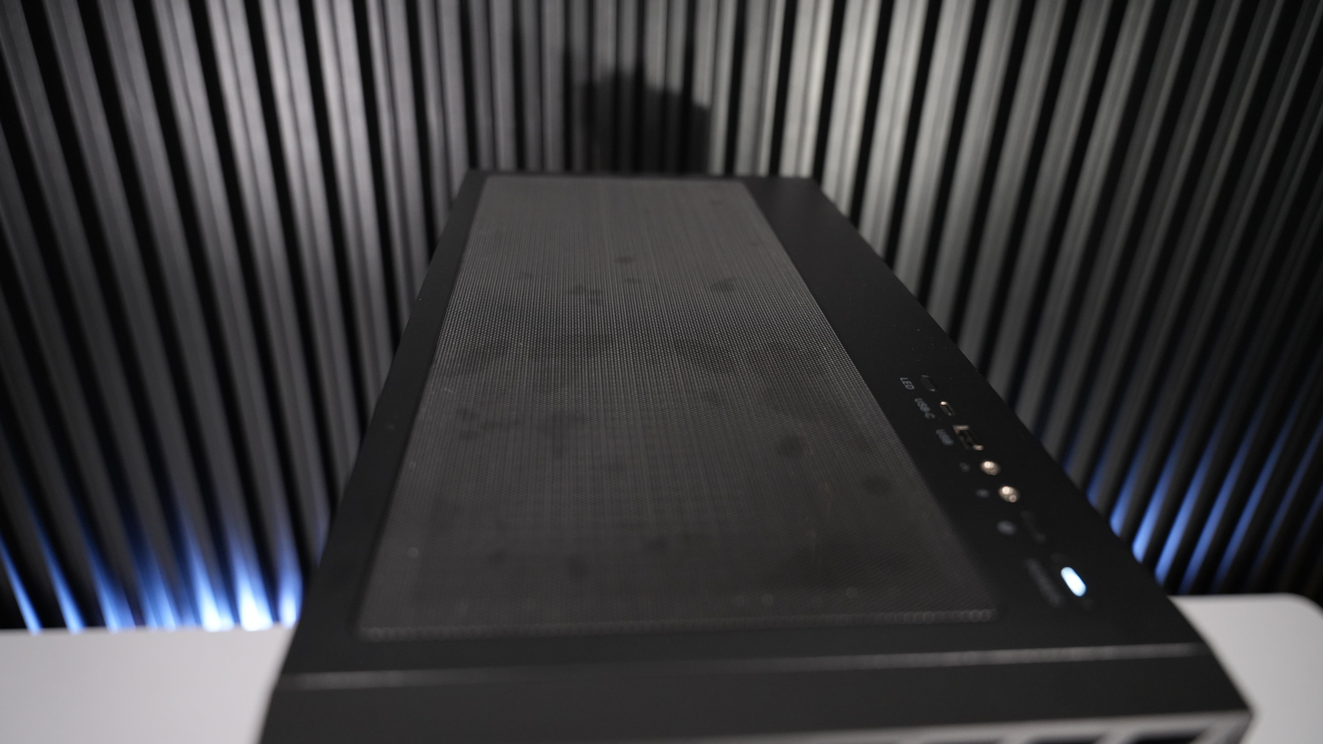 Ryzen 9 9900X + RTX 5080 Gaming/Streaming PC