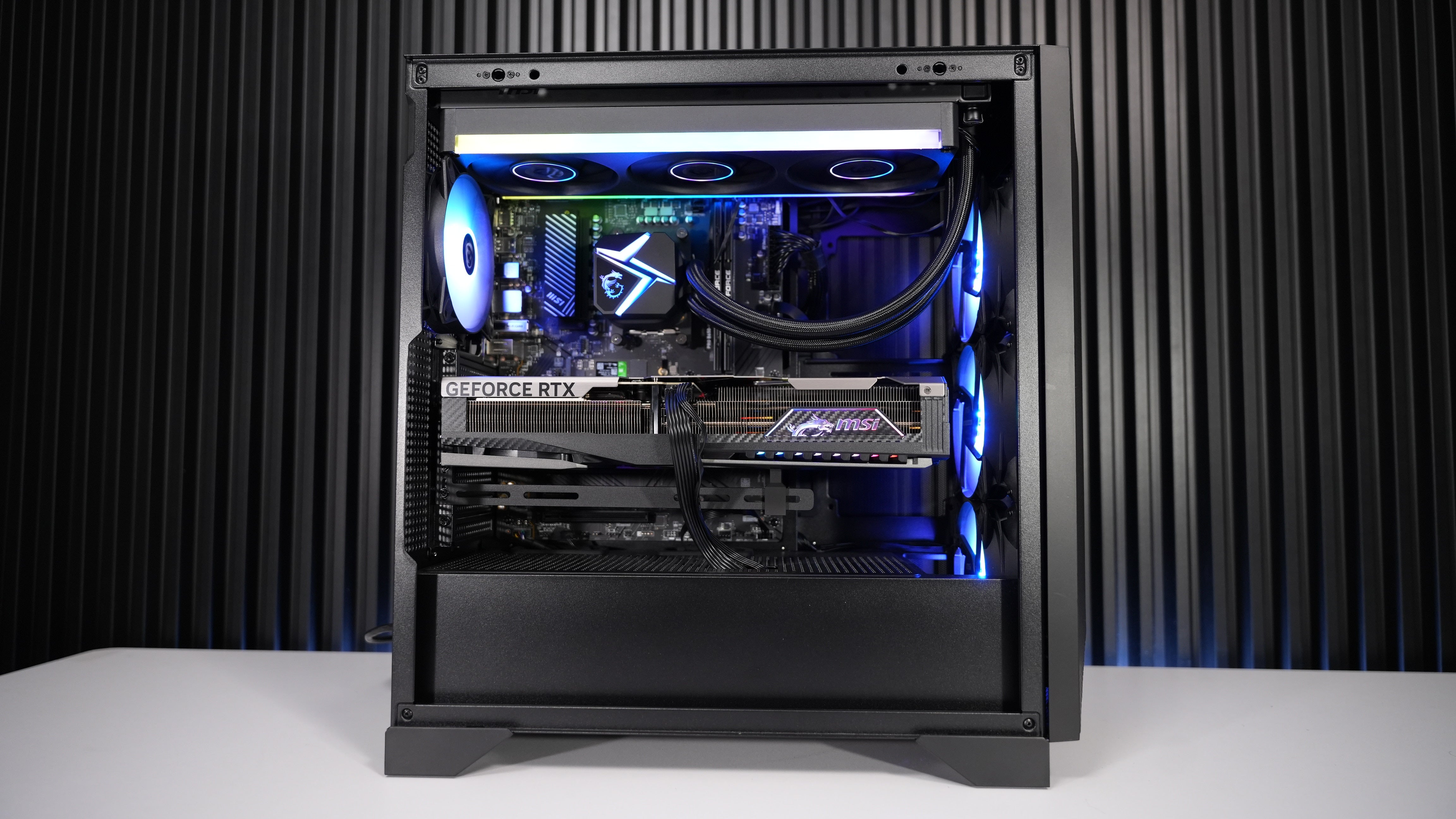 Ryzen 9 9900X + RTX 5080 Gaming/Streaming PC